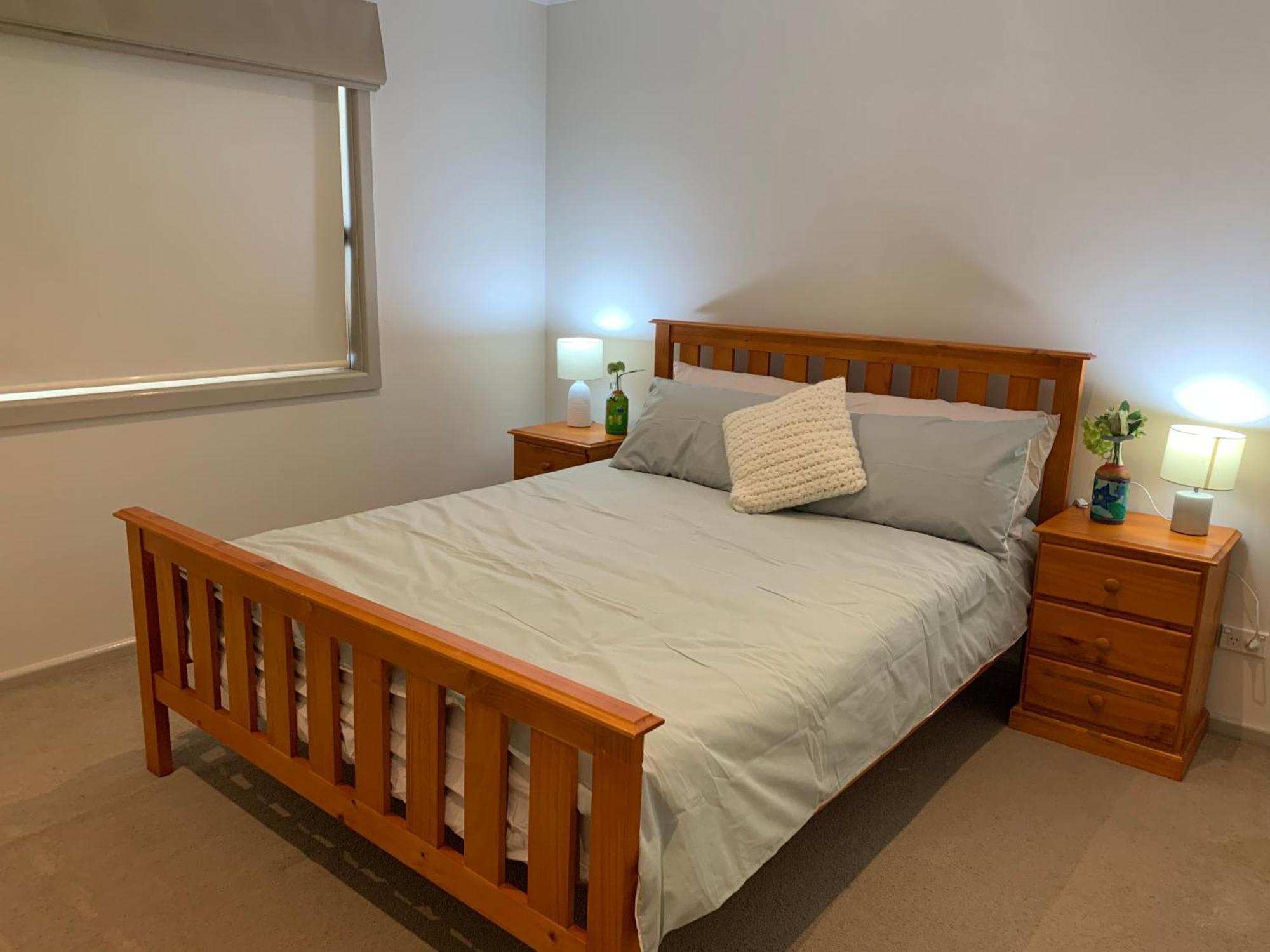 Comfortable 4-bedroom Near Airport