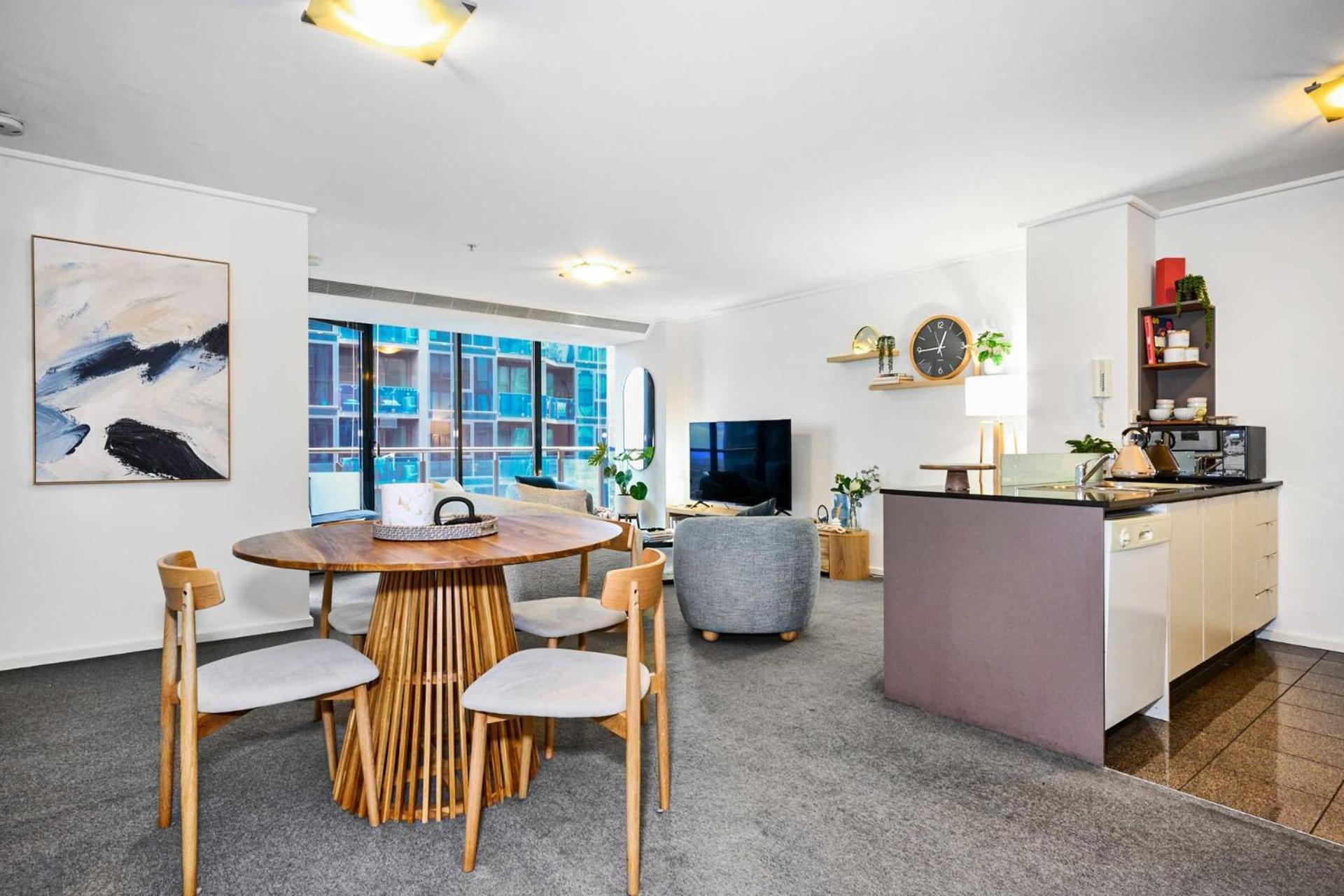 Perfectly Styled Urban Retreat In Southbank