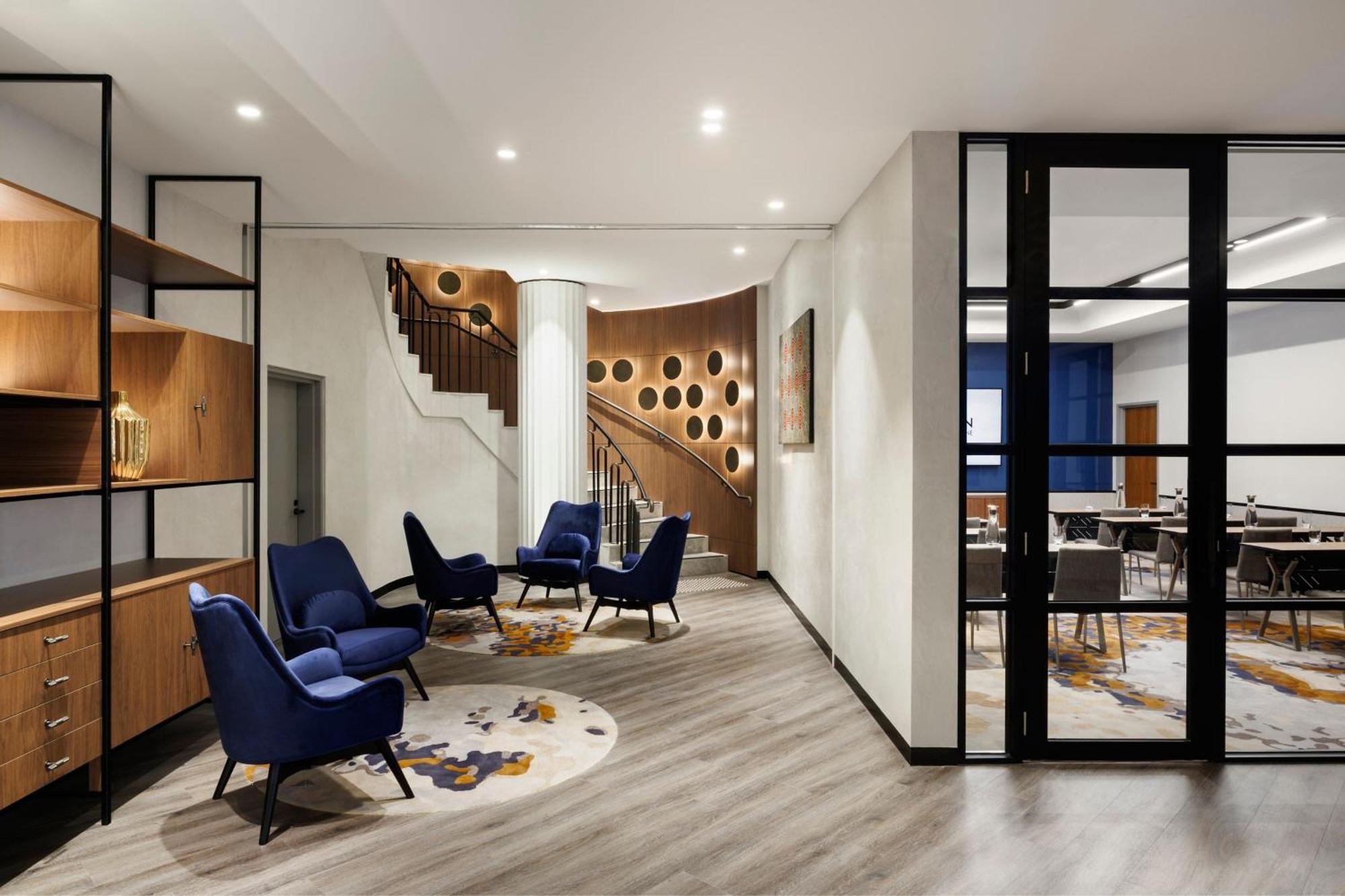 Le Meridien Hotel
