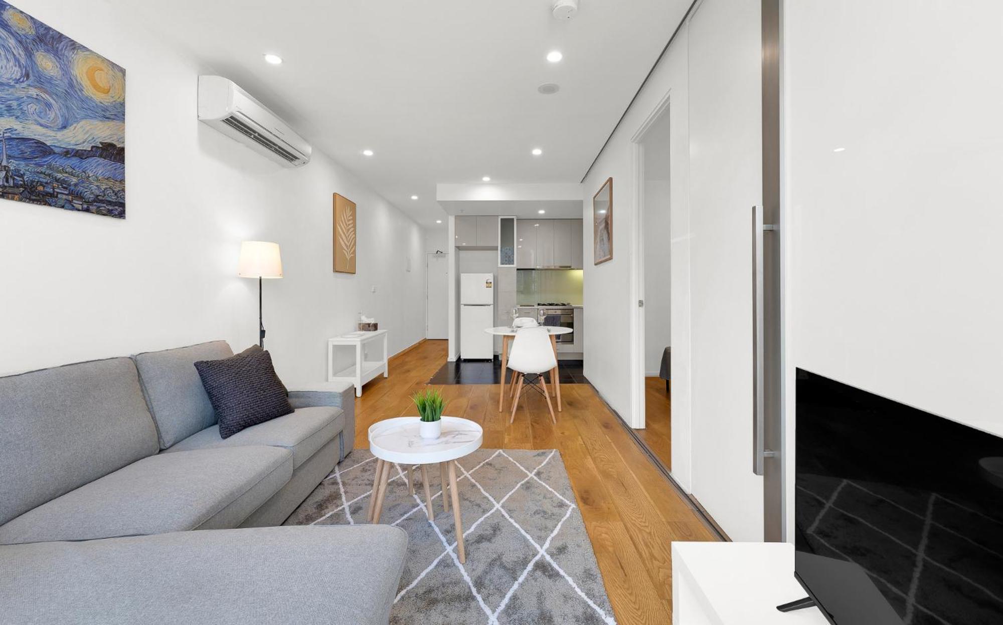 Breathtaking - Luxury View - Location * Melbourne