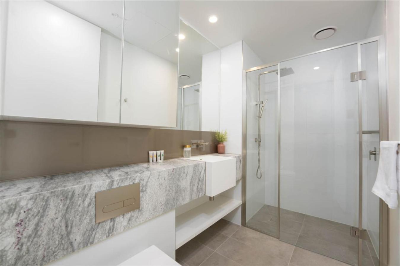 Cbd Aspire Facilities * Melbourne