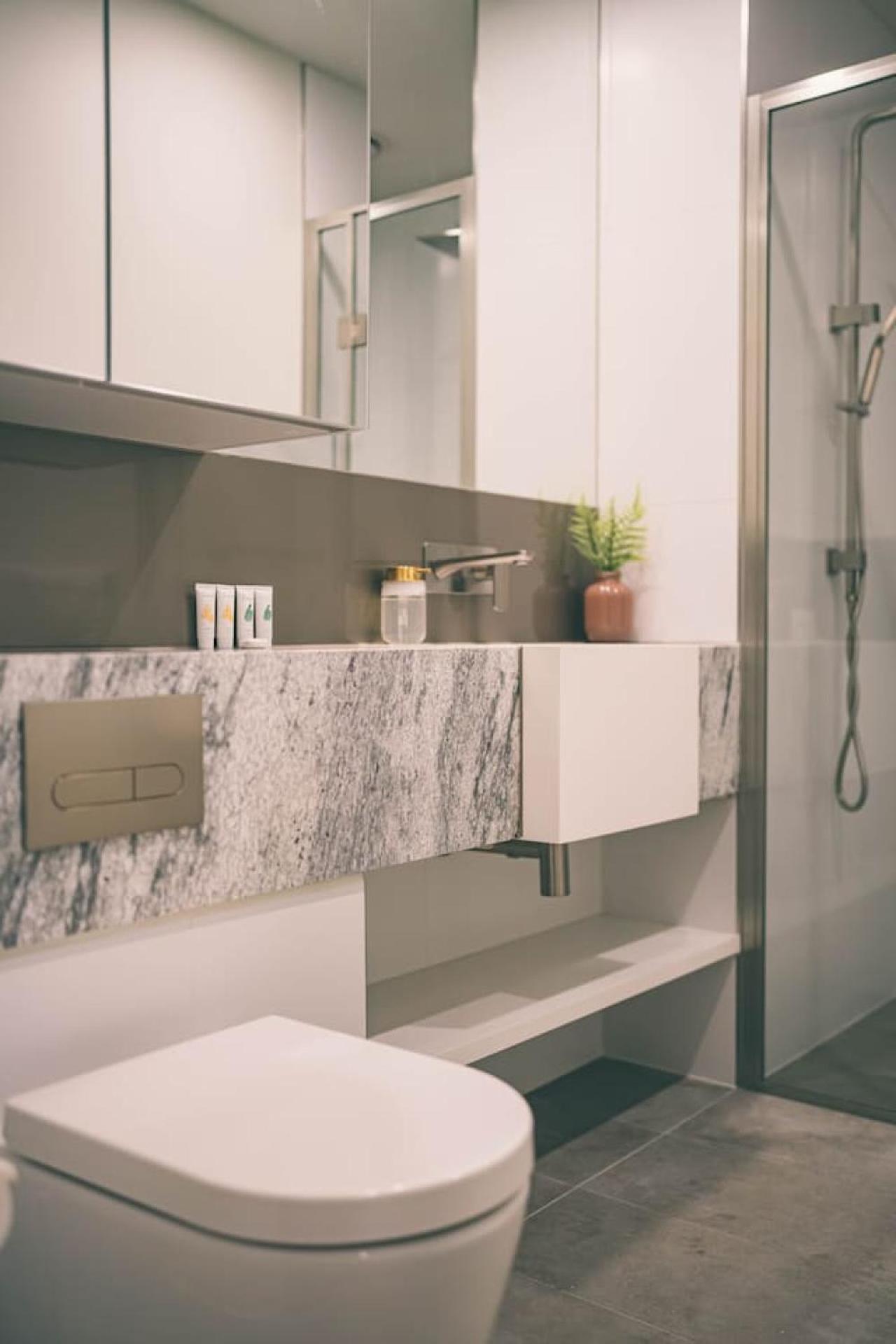 Cbd Aspire Facilities Apartment *