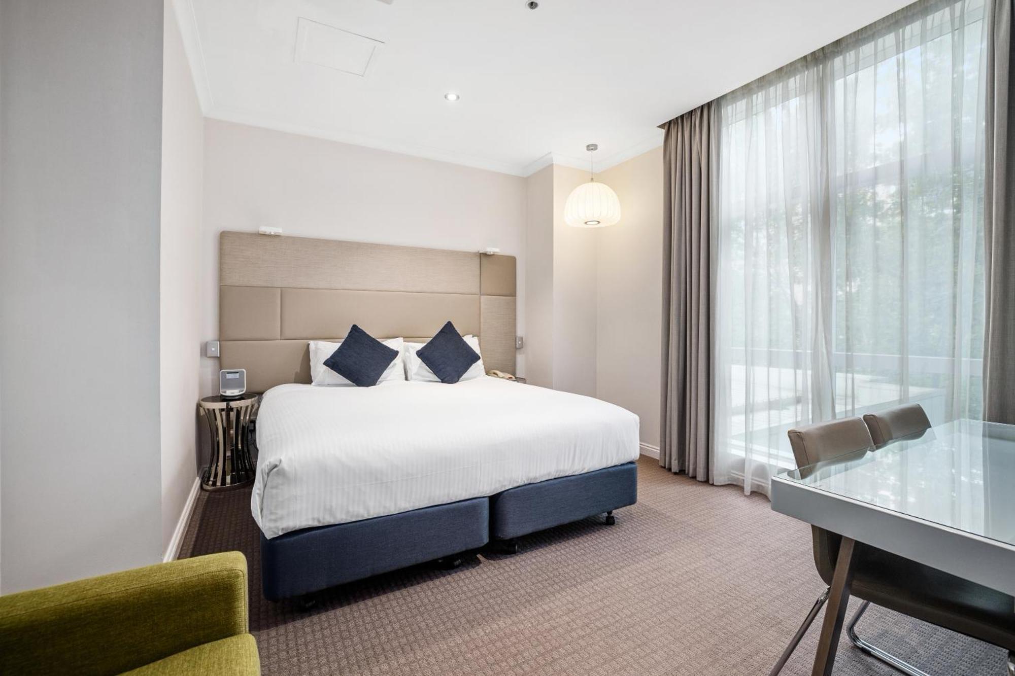 Clarion Gateway Hotel 4*