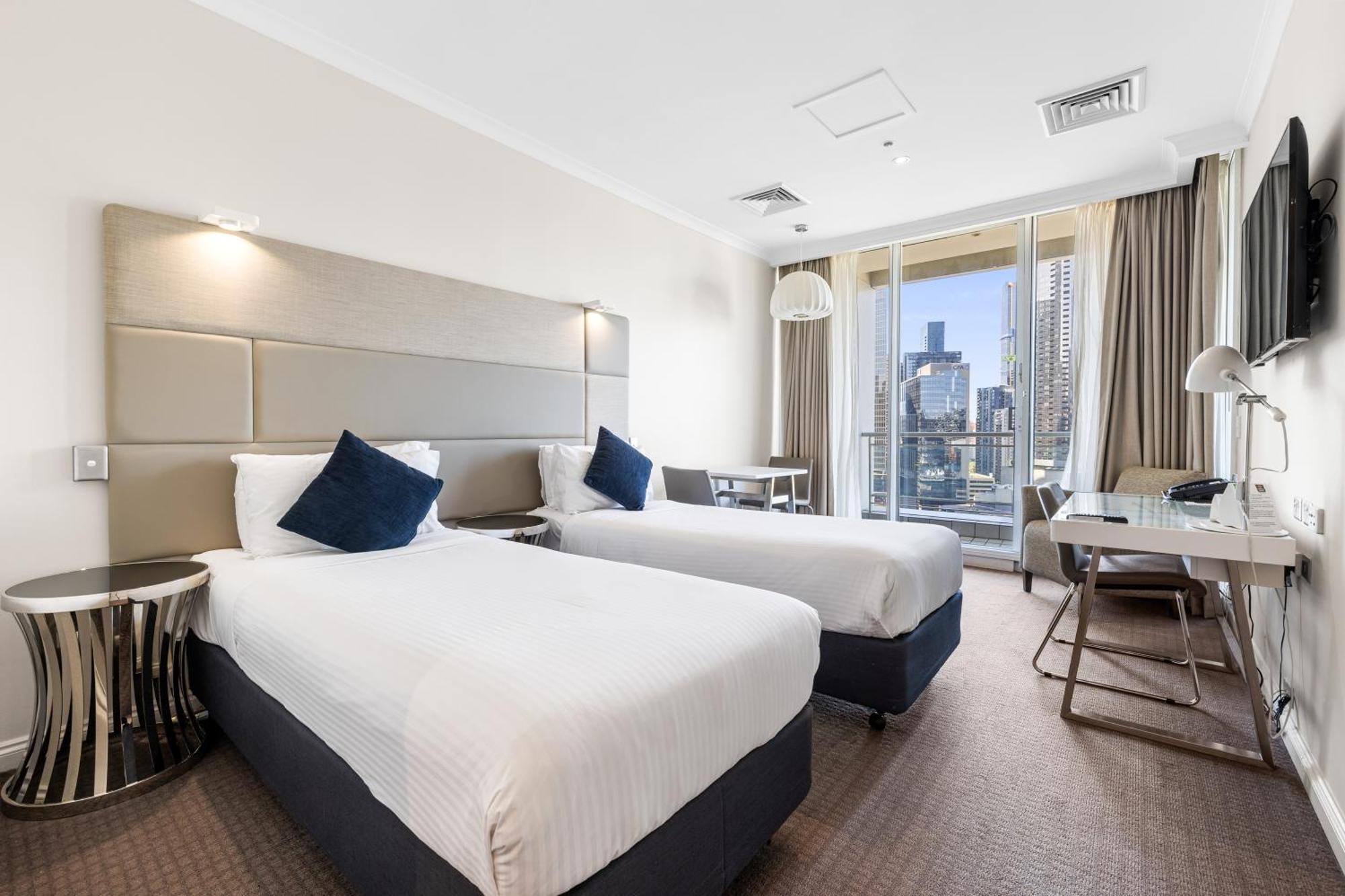 Clarion Gateway Hotel 4*