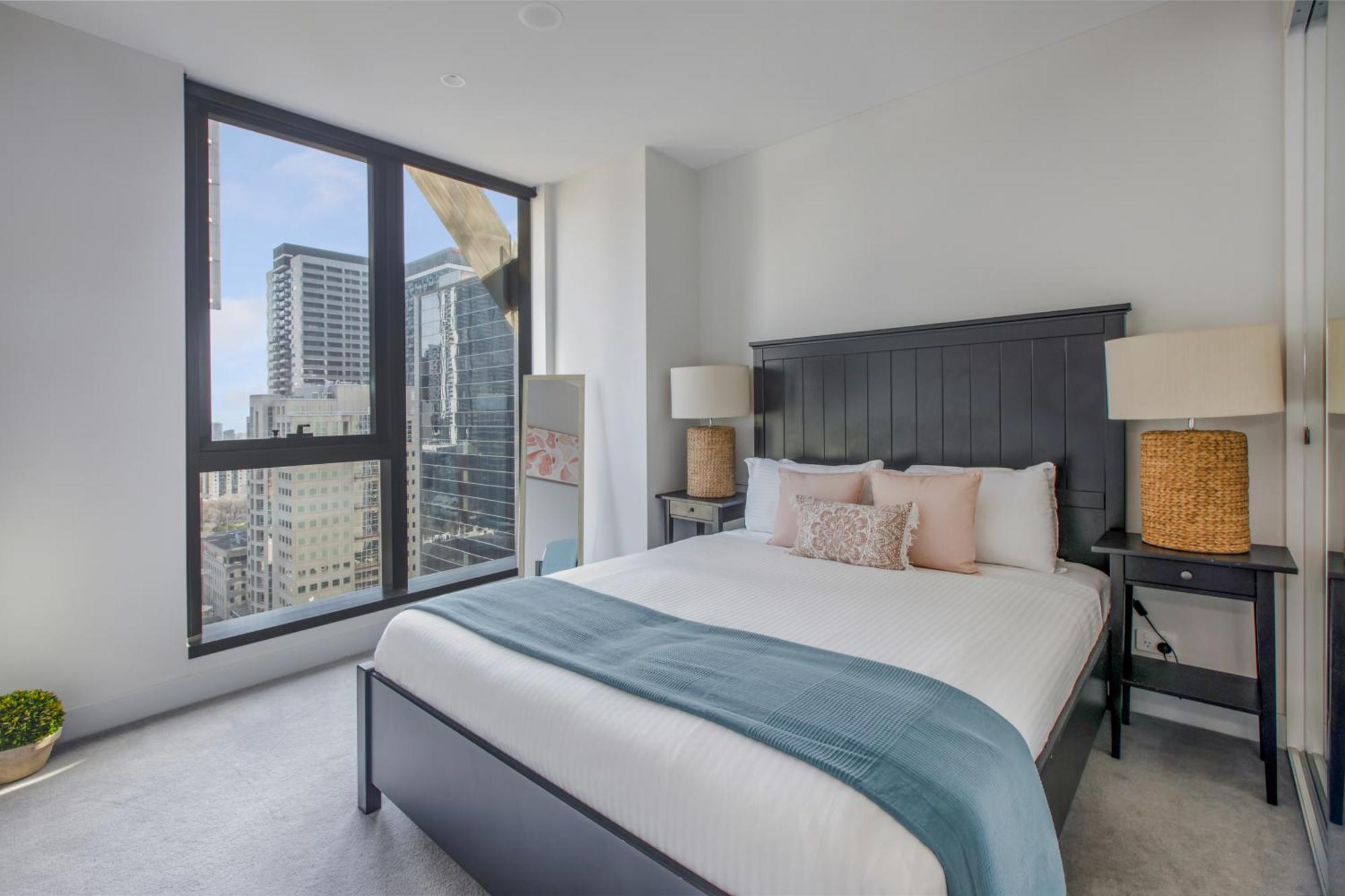 View 2br Near & Qv Market Apartment