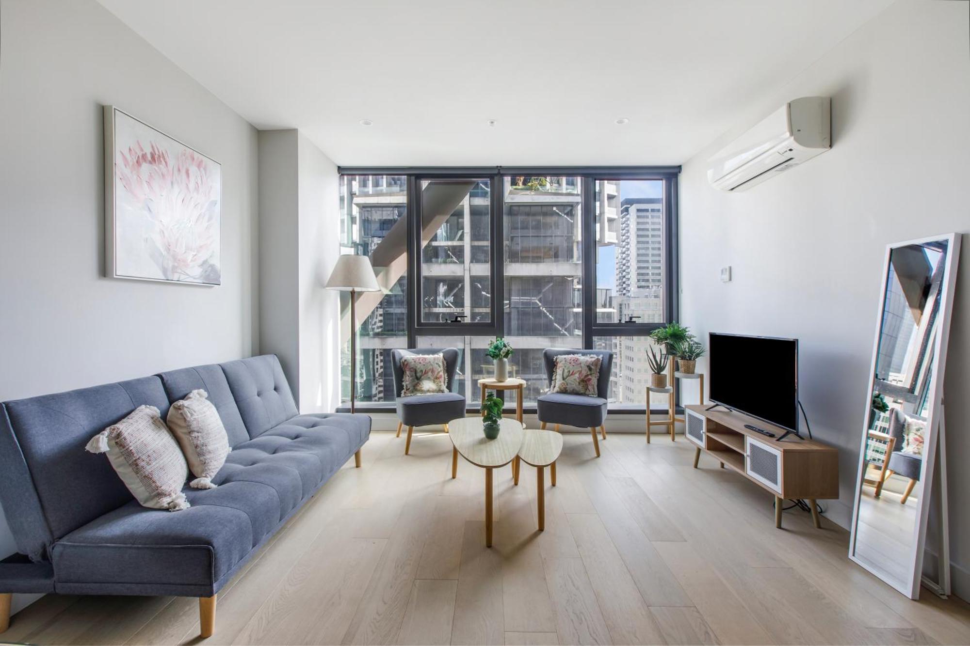 View 2br Near & Qv Market Apartment *