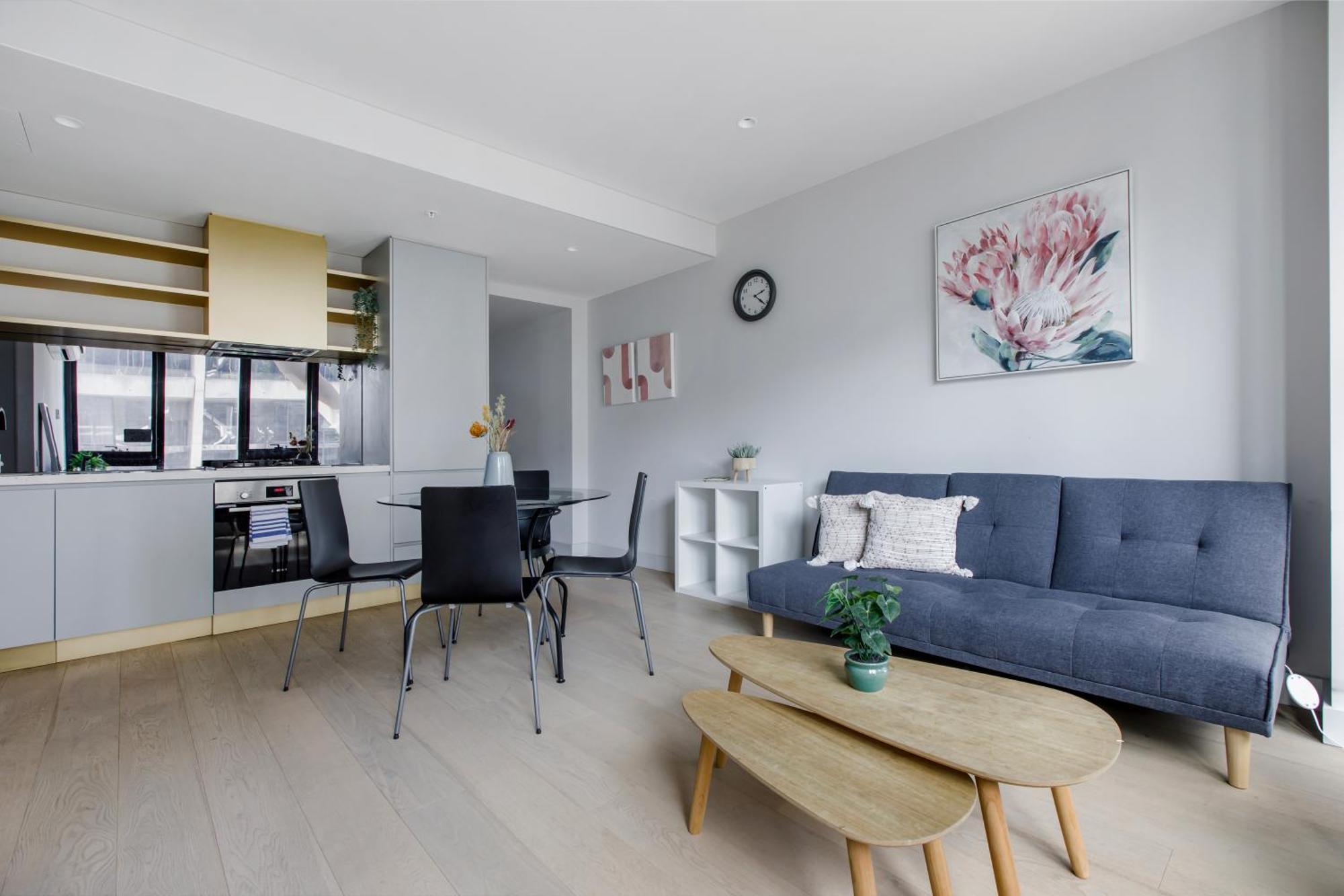 View 2br Near & Qv Market Melbourne