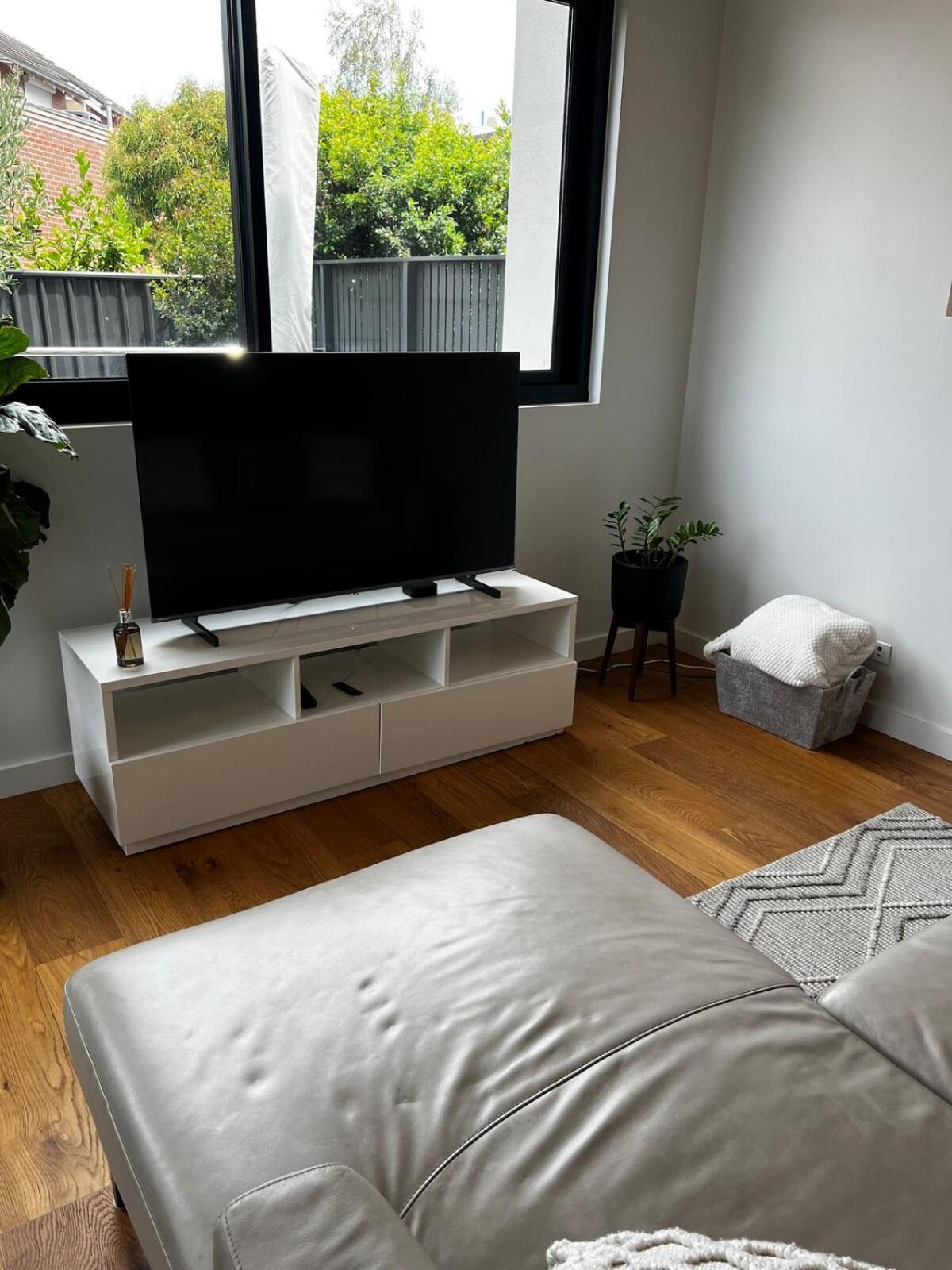 2 Bedroom Gem Apartment *