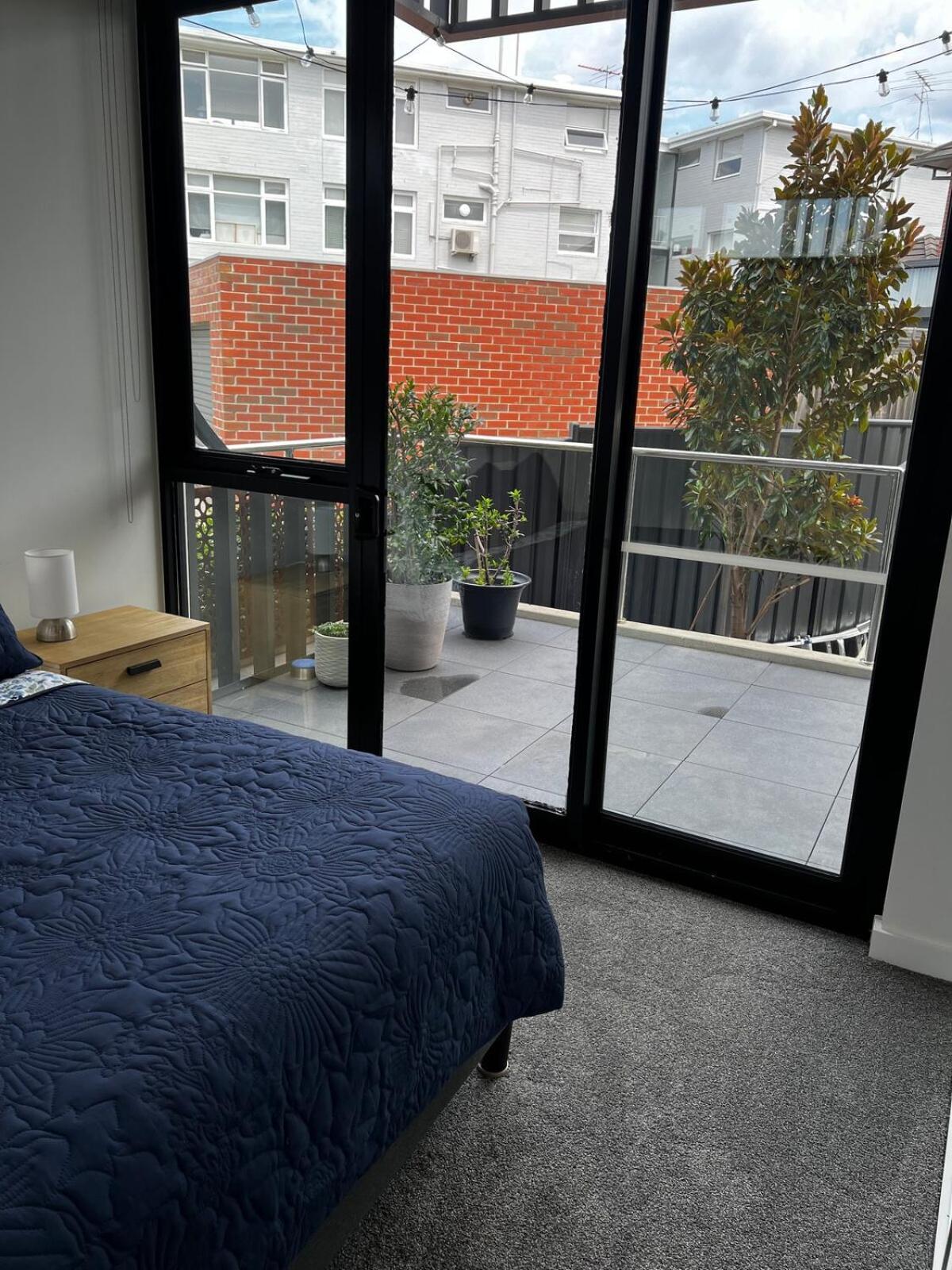 2 Bedroom Gem Melbourne