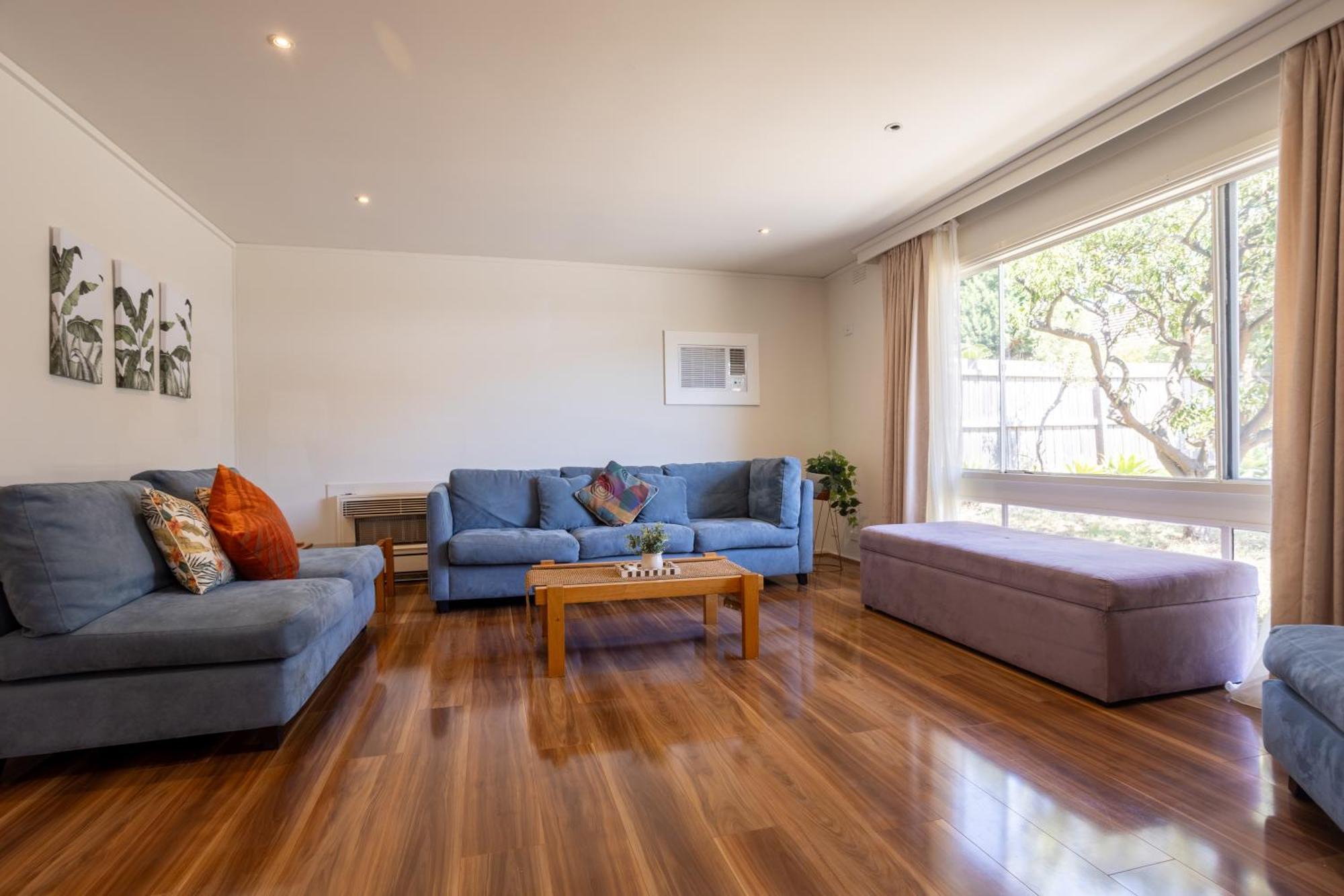 Luxury Family Poolside Brighton Melbourne