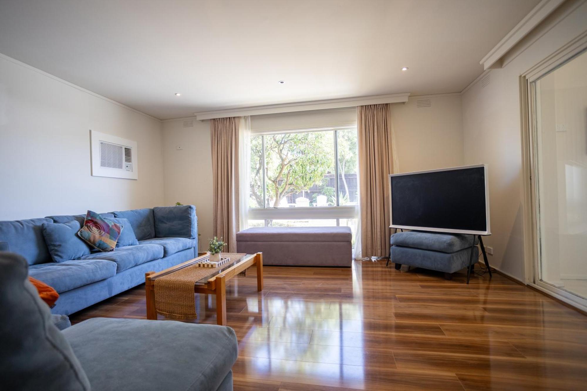 Holiday home Luxury Family Poolside Brighton *