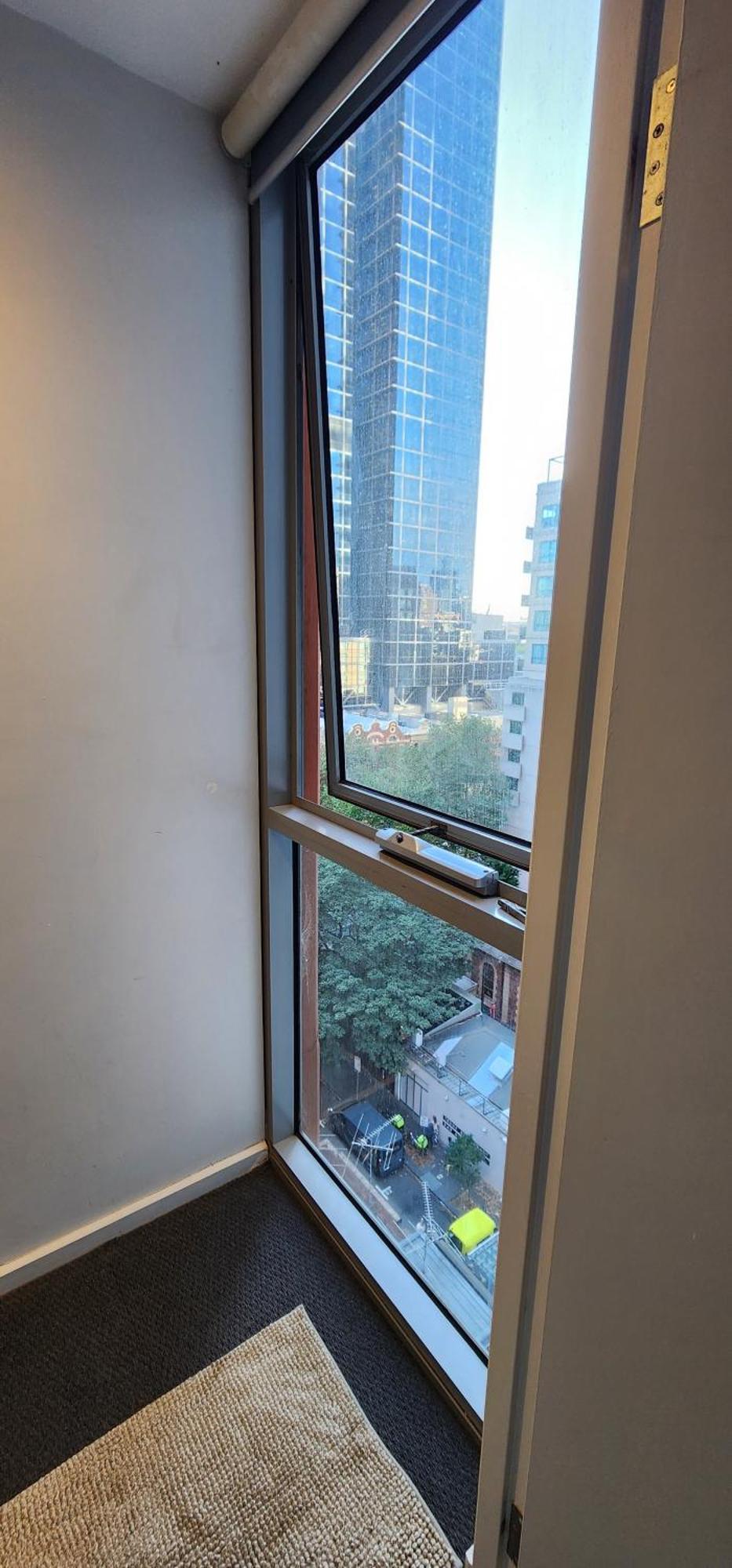 Lovely Private Master Bedroom Homestay