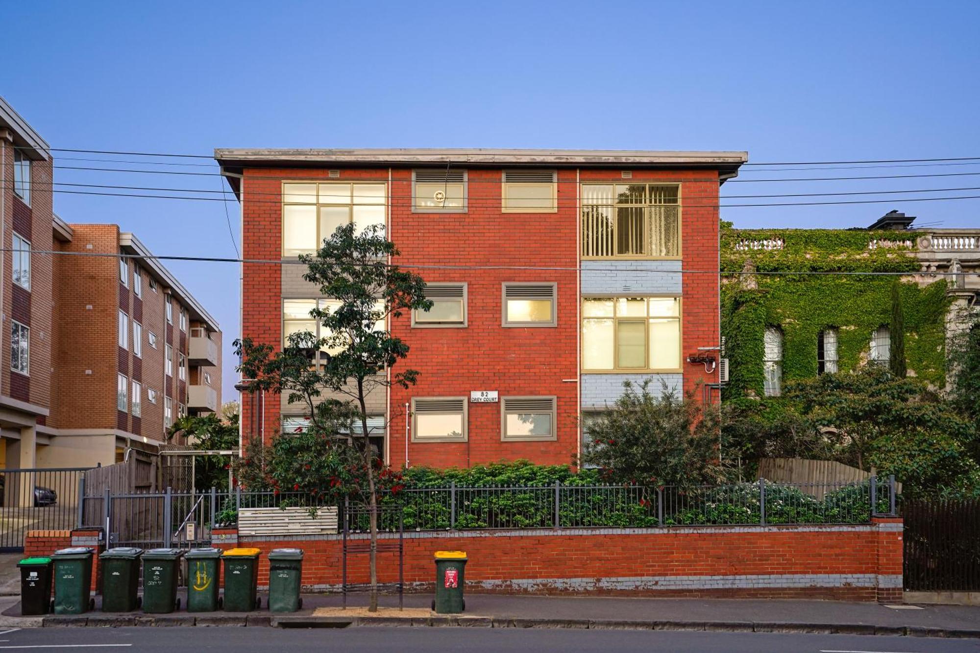 Shelleystayz On Grey St Melbourne