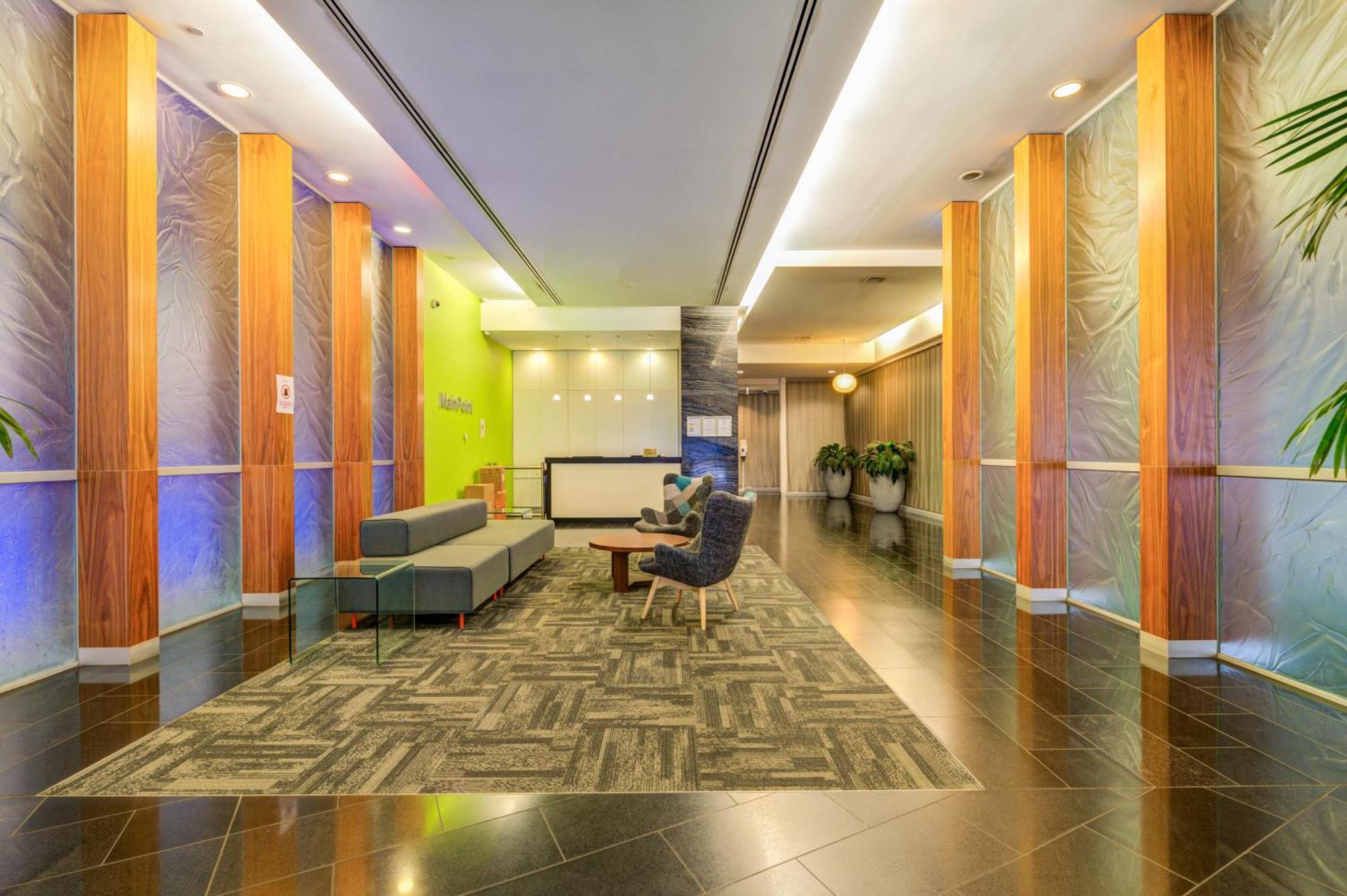 Mega Style Mainpoint Apartment