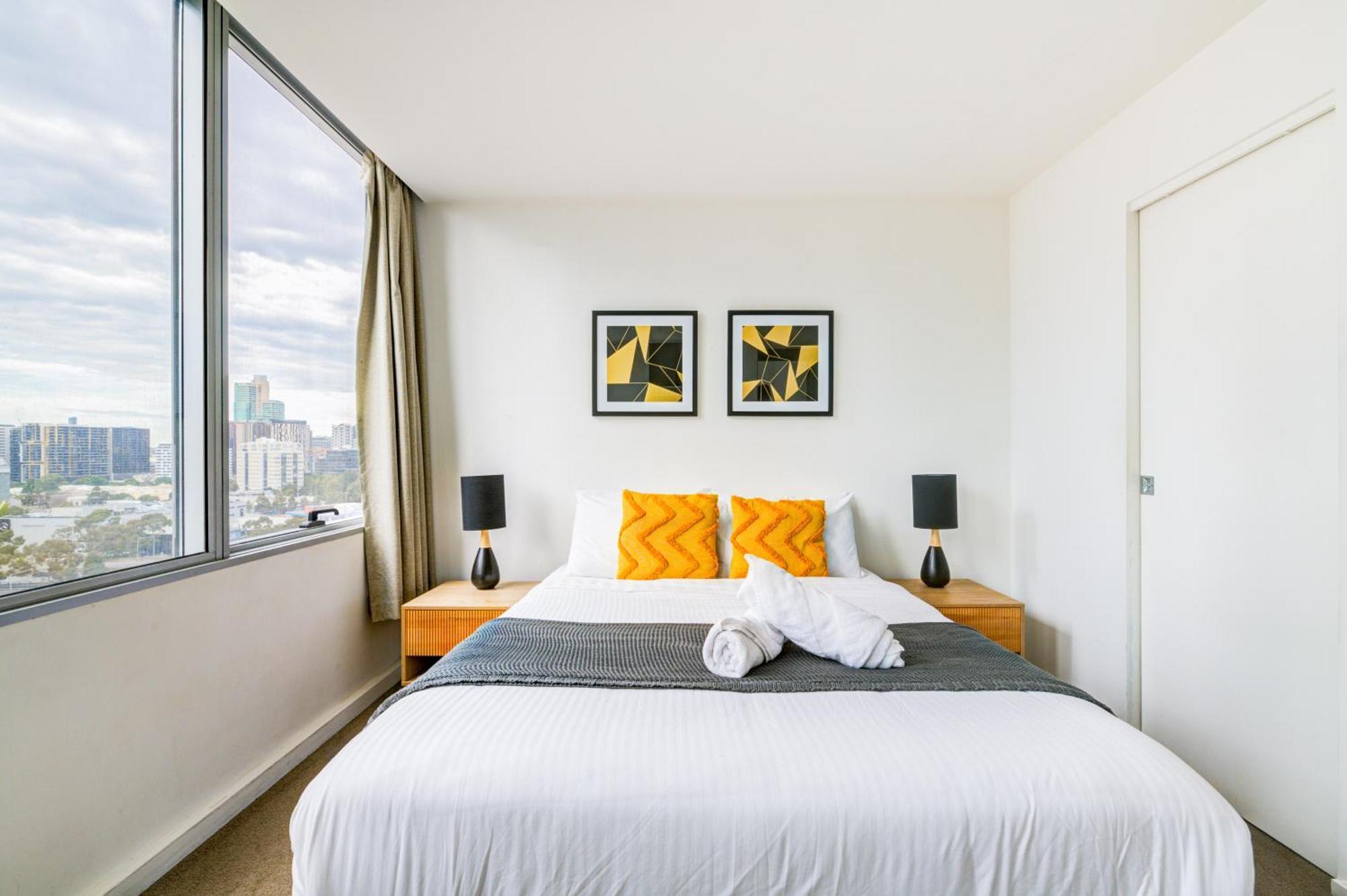 Mega Style Mainpoint Melbourne
