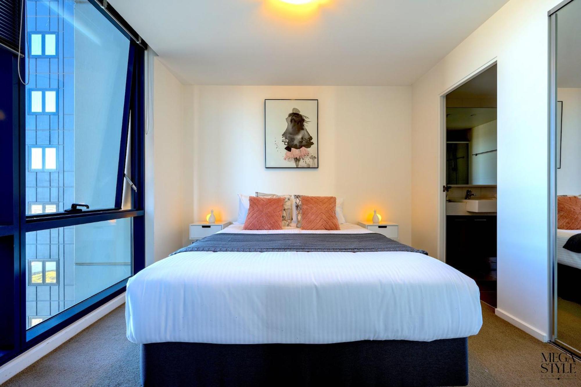 Mega Style Mainpoint Apartment *