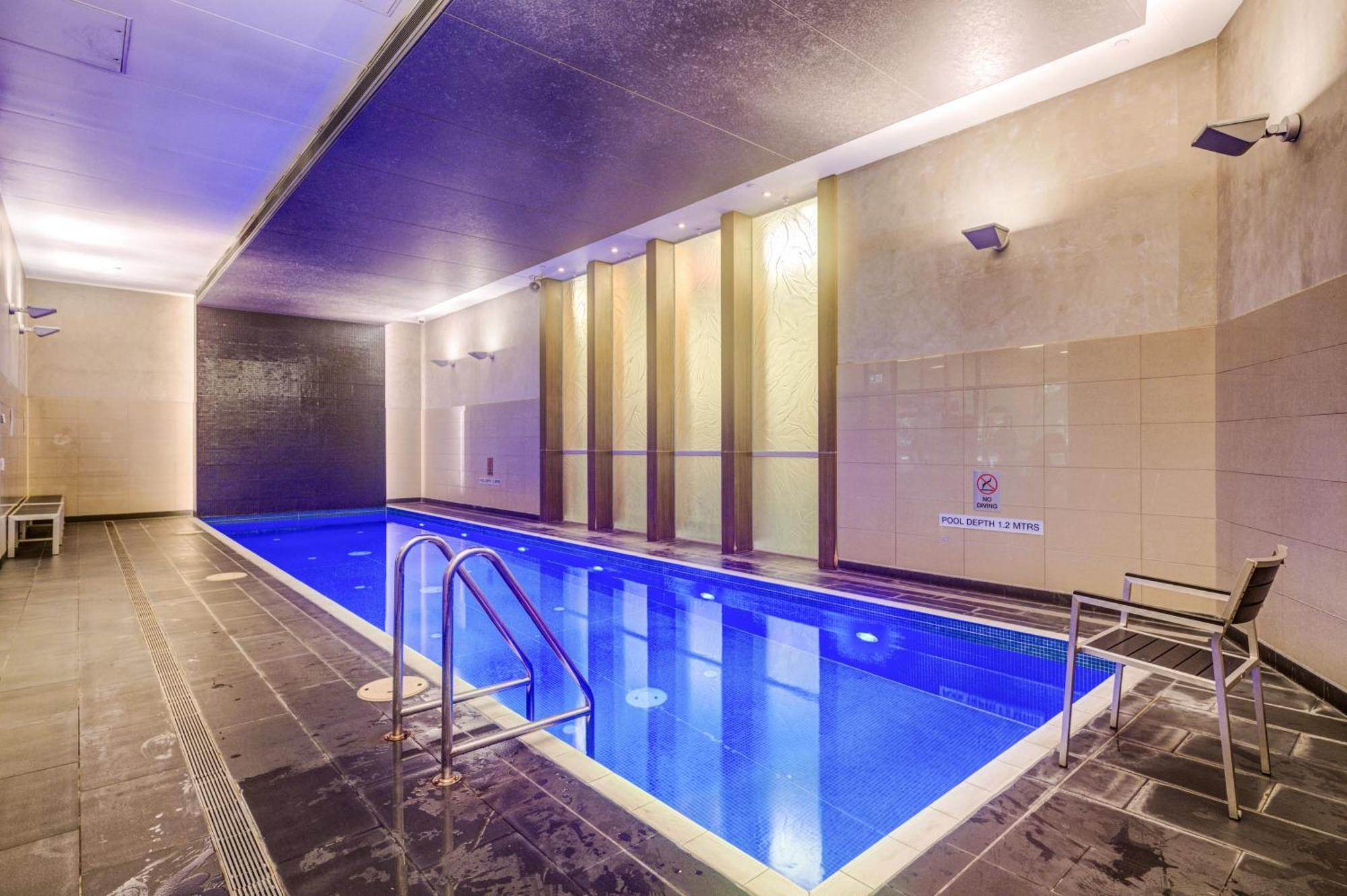 Mega Style Mainpoint Apartment Melbourne