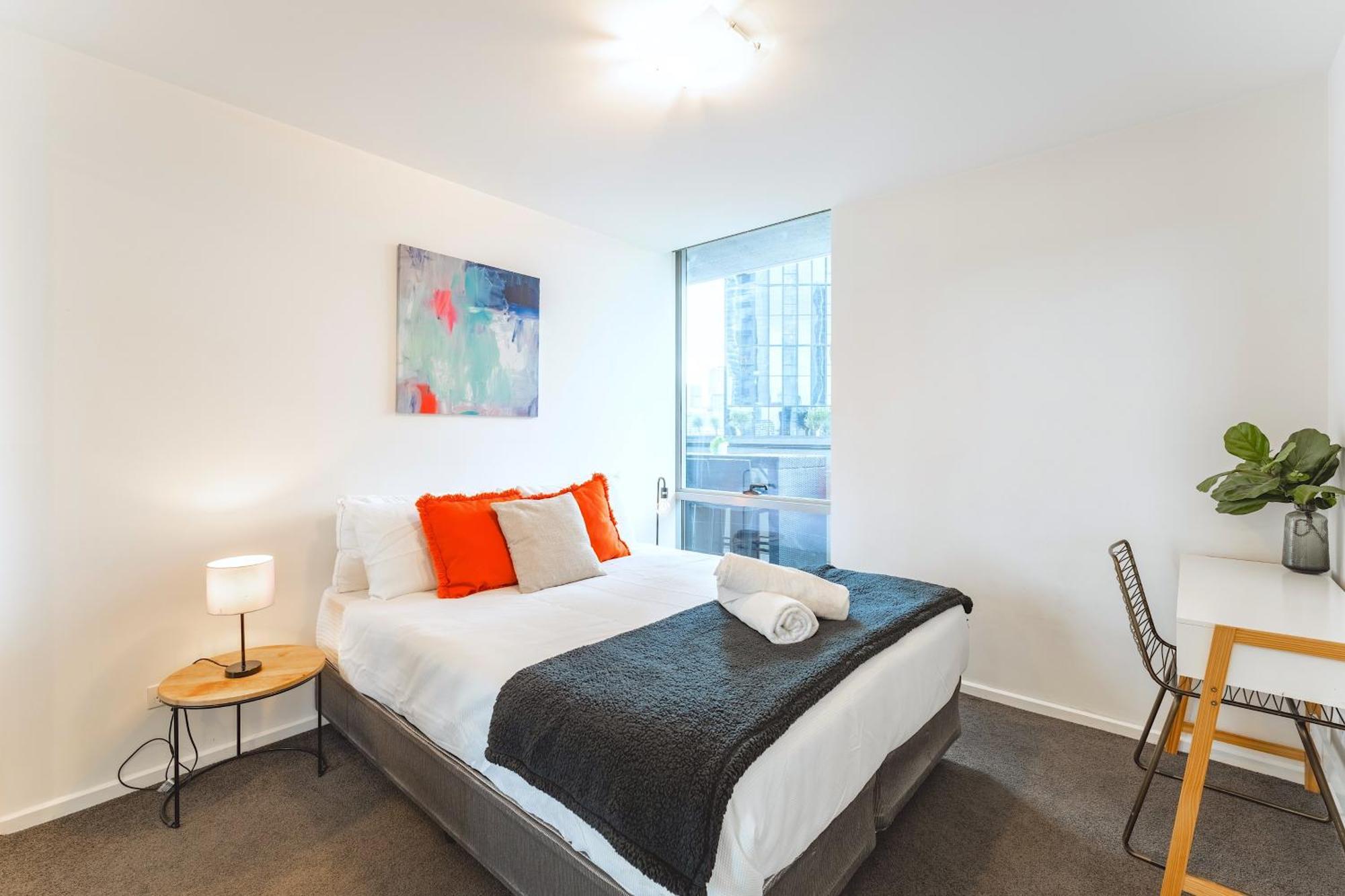 Mega Style Mainpoint Apartment Melbourne