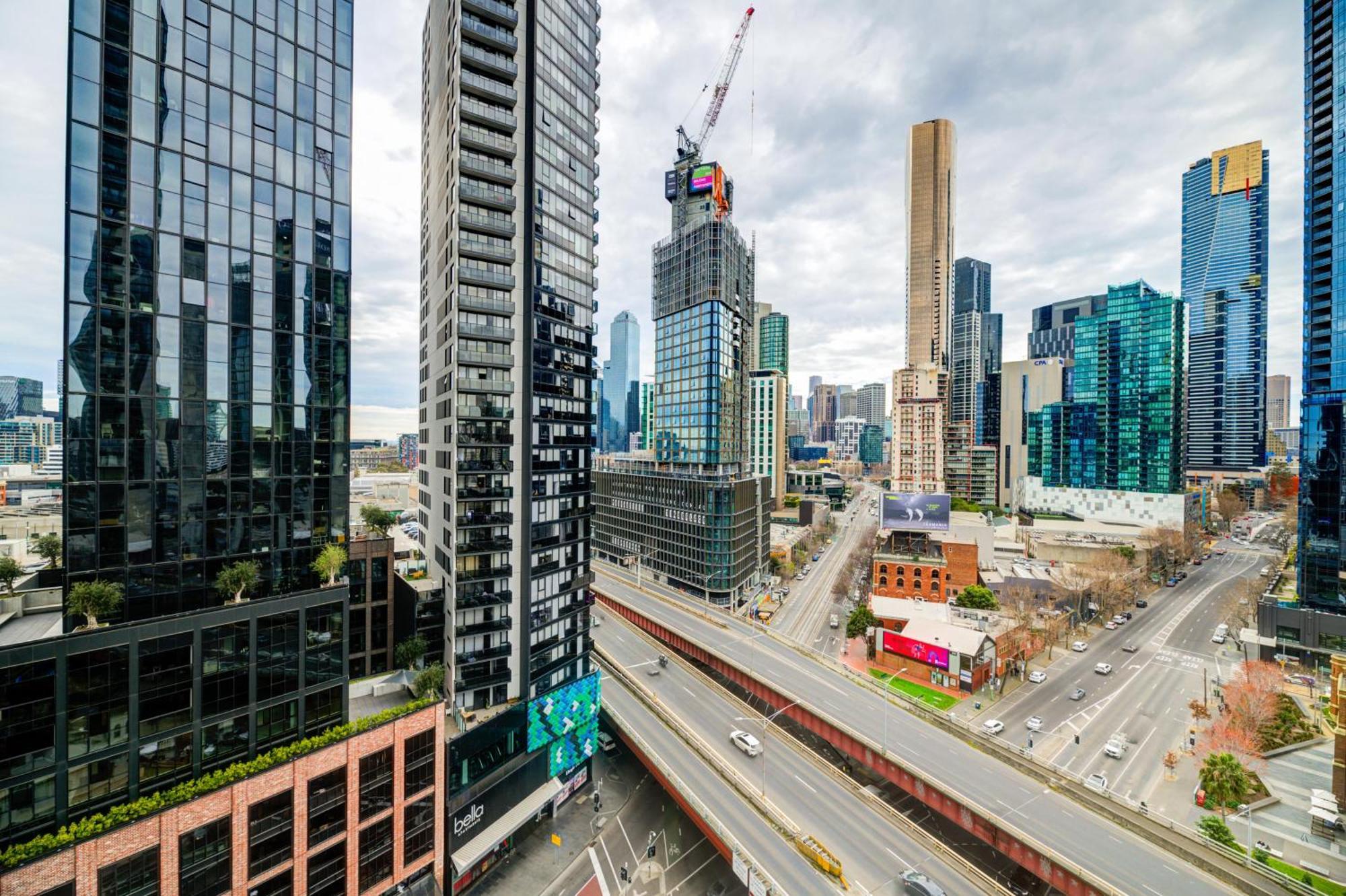 Apartment Mega Style Mainpoint Melbourne