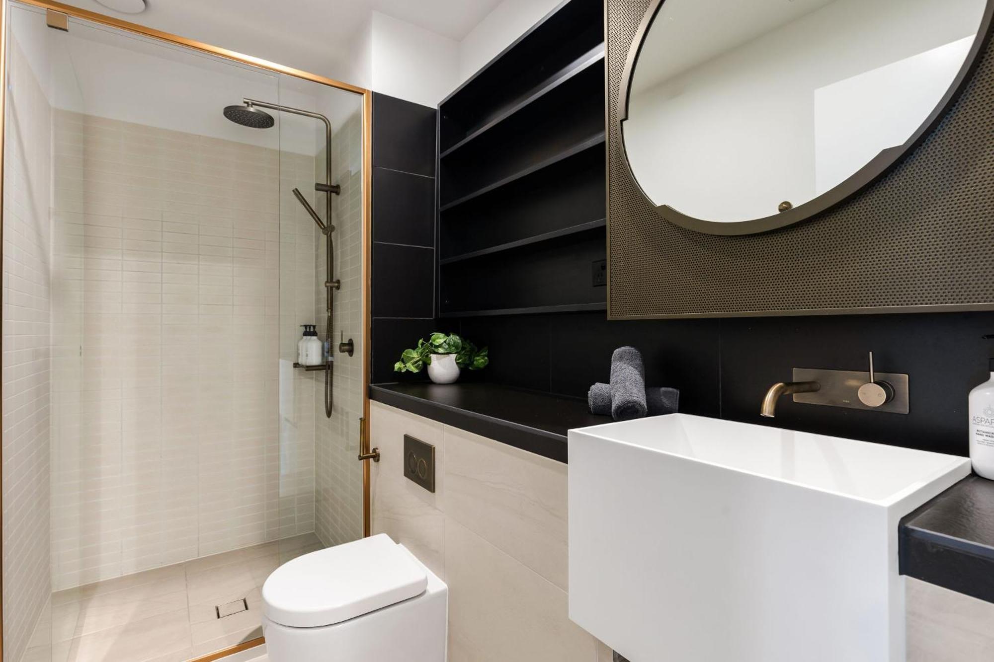 Luxuria - Uno Apartment *