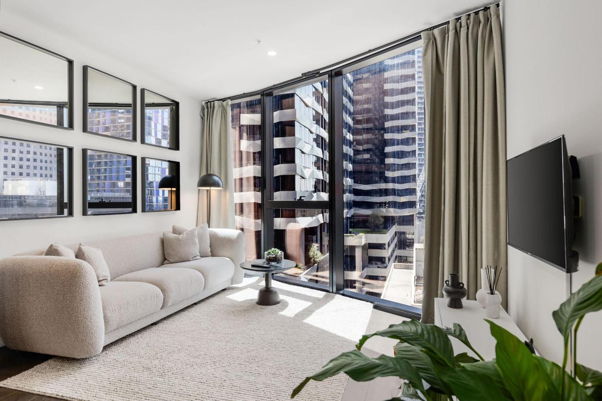 Luxuria - Uno Apartment