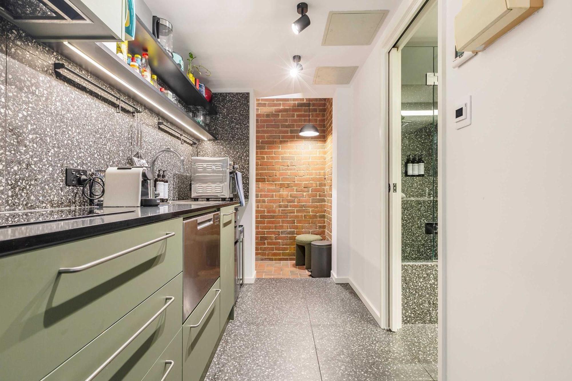 Apartment Stylish Opposite Carlton Gardens