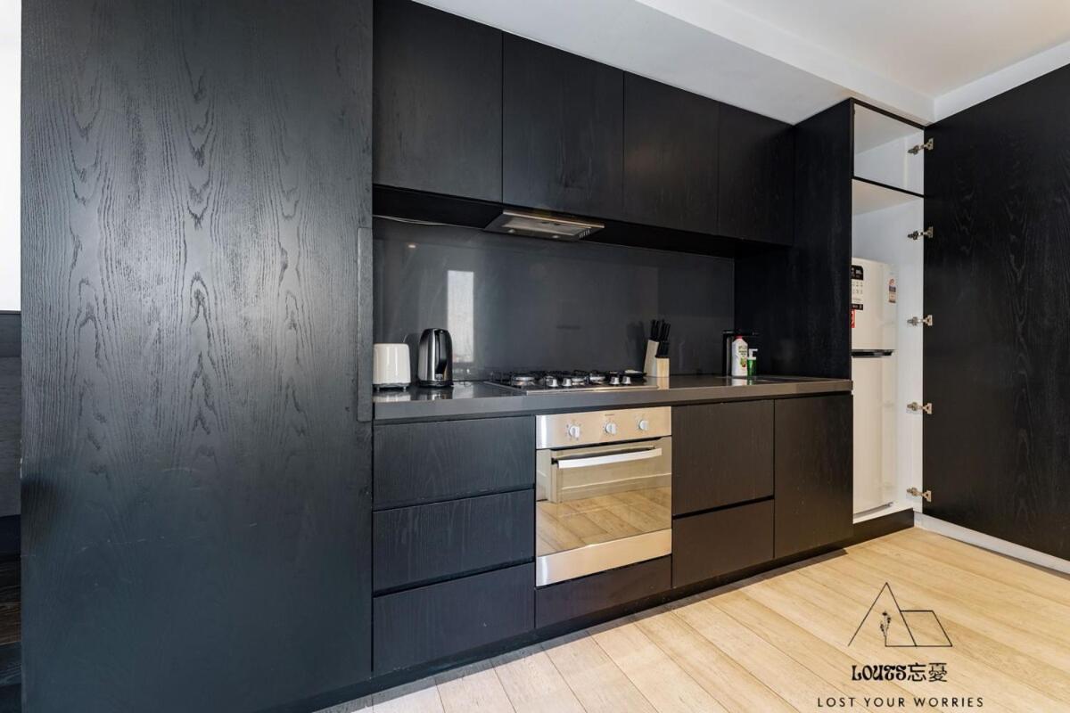 Cosy Corner 2Br With City Views Apartment