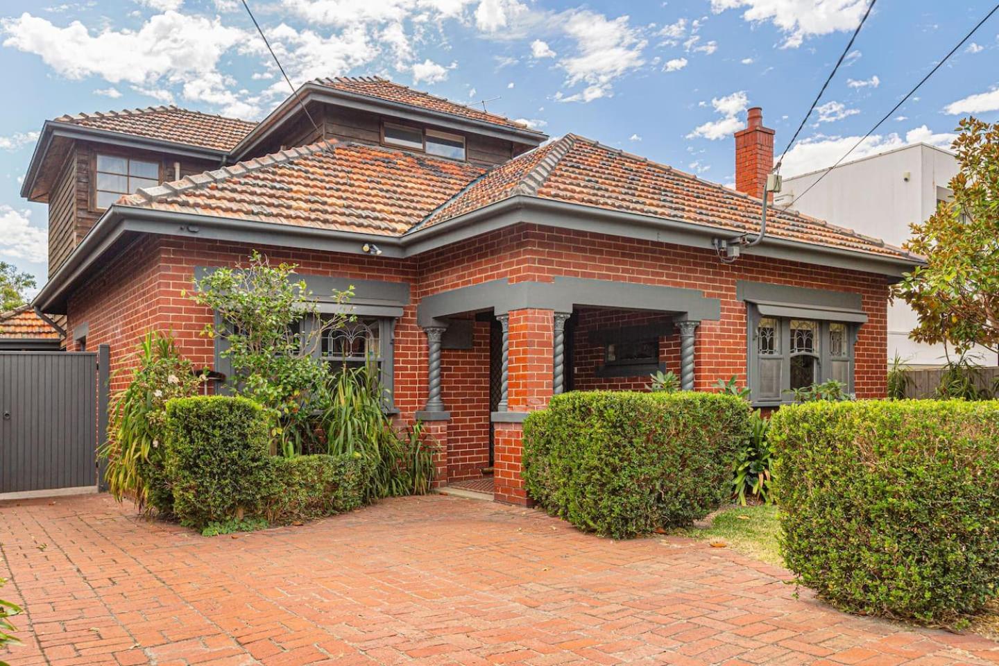 The Sylvan - Timeless Elegance Near Brighton Holiday home Melbourne