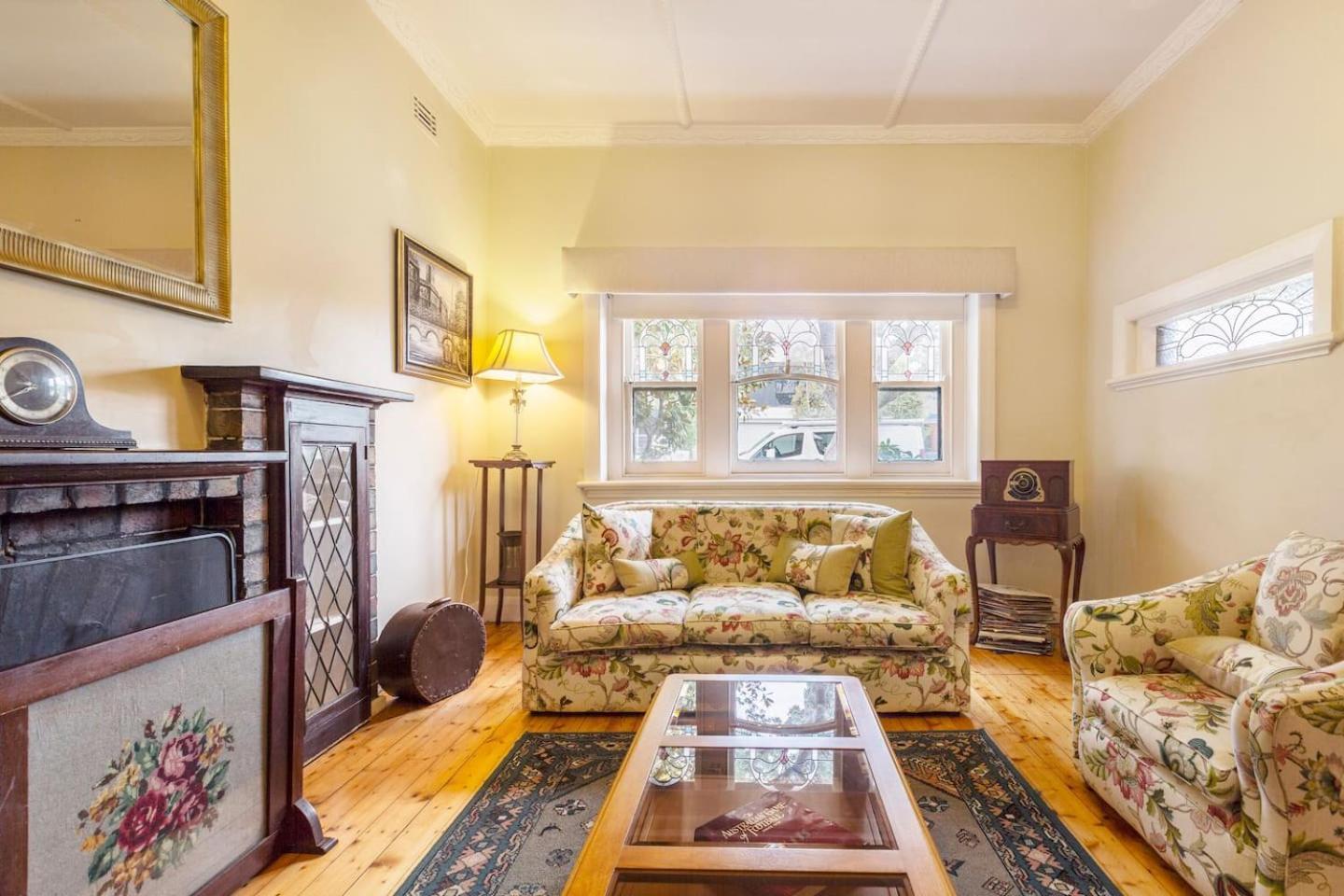 The Sylvan - Timeless Elegance Near Brighton