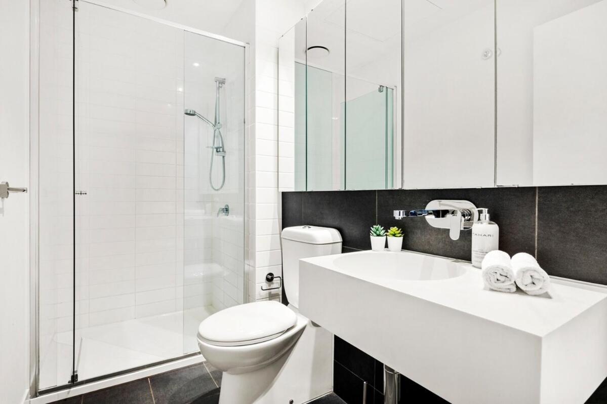 Apartment Sky-high Cbd Retreat 2br With Pool & Gym Melbourne