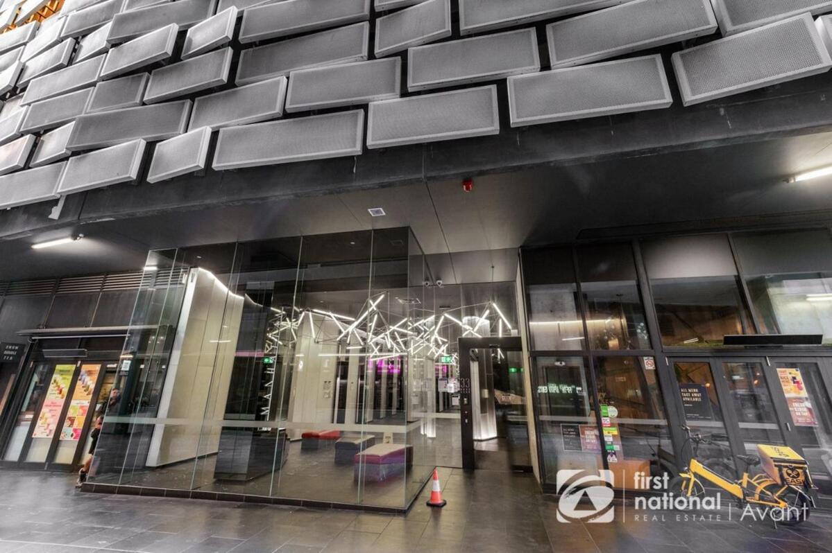 Apartment Sky-high Cbd Retreat 2br With Pool & Gym Melbourne