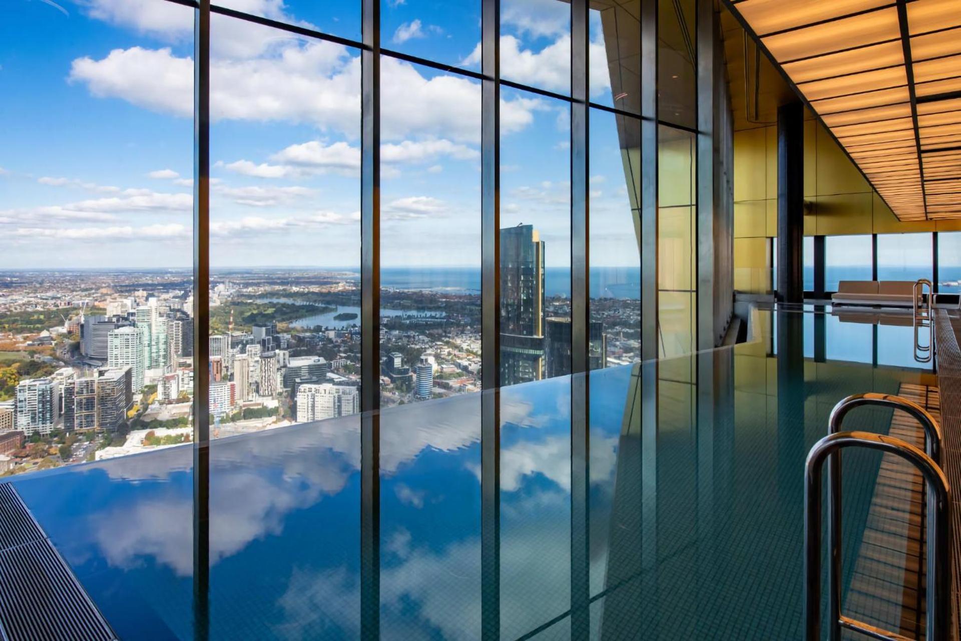 Stunning On Lvl 66 Car Park Pool Gym Apartment *