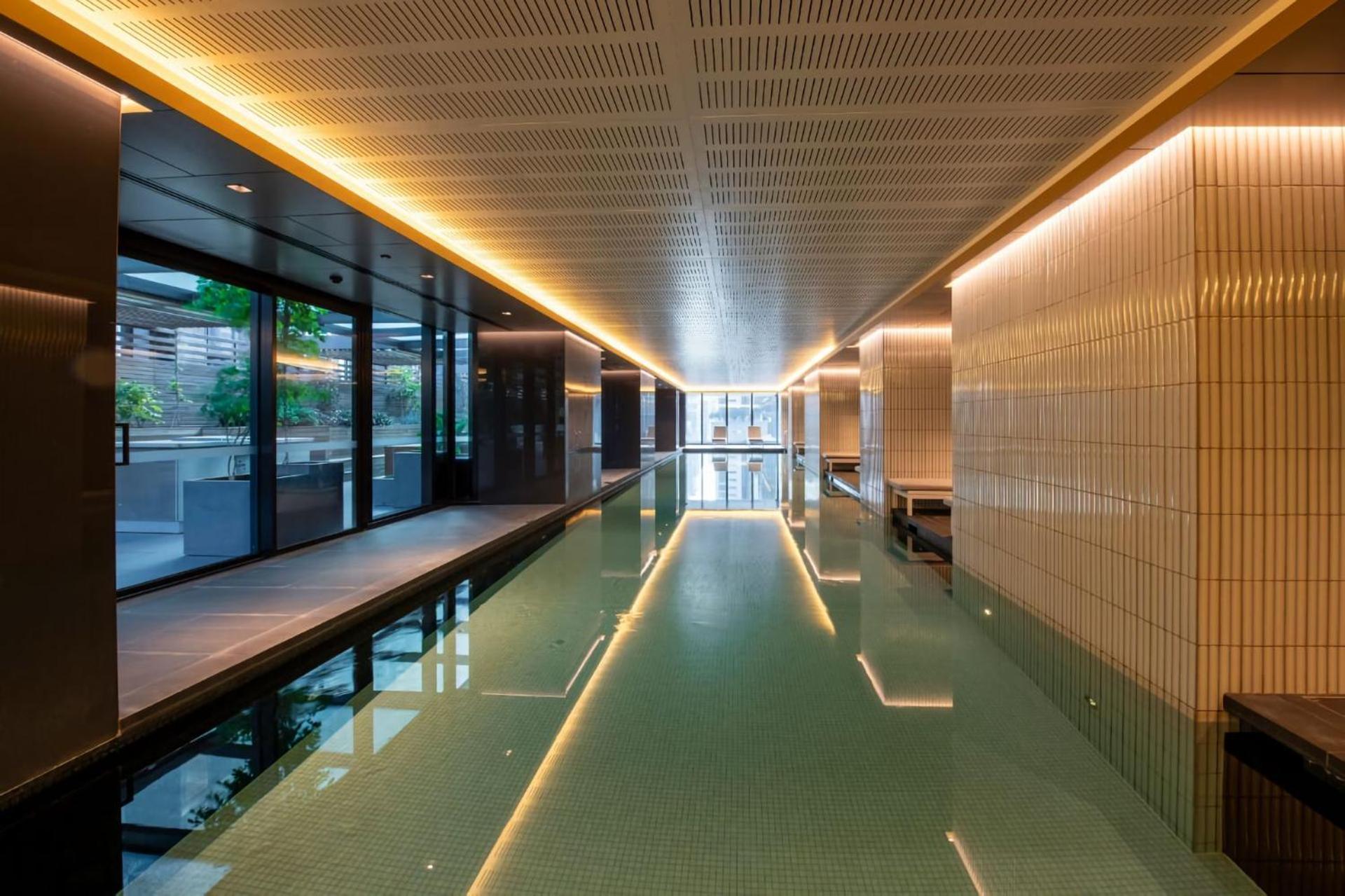 Stunning On Lvl 66 Car Park Pool Gym
