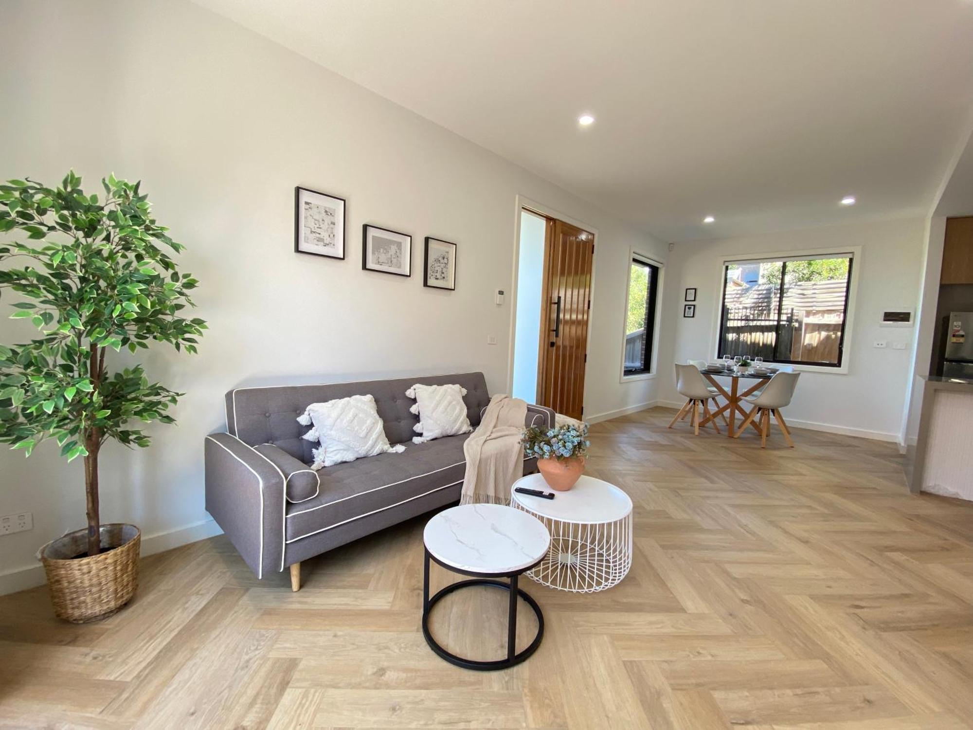Quiet And Cozy Family * Melbourne