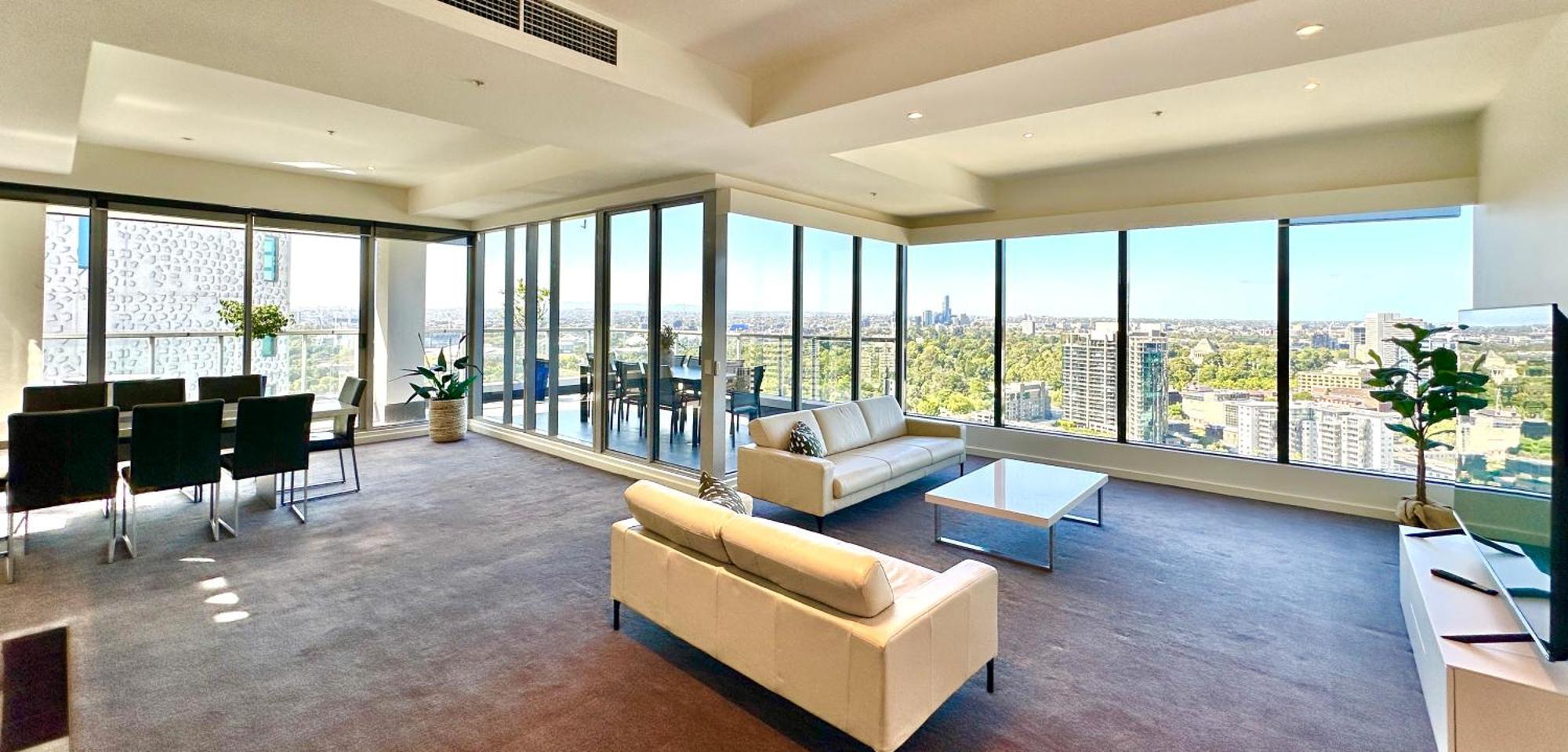 Luxury Duplex-penthouse Near Casino Mcec & Mcg *
