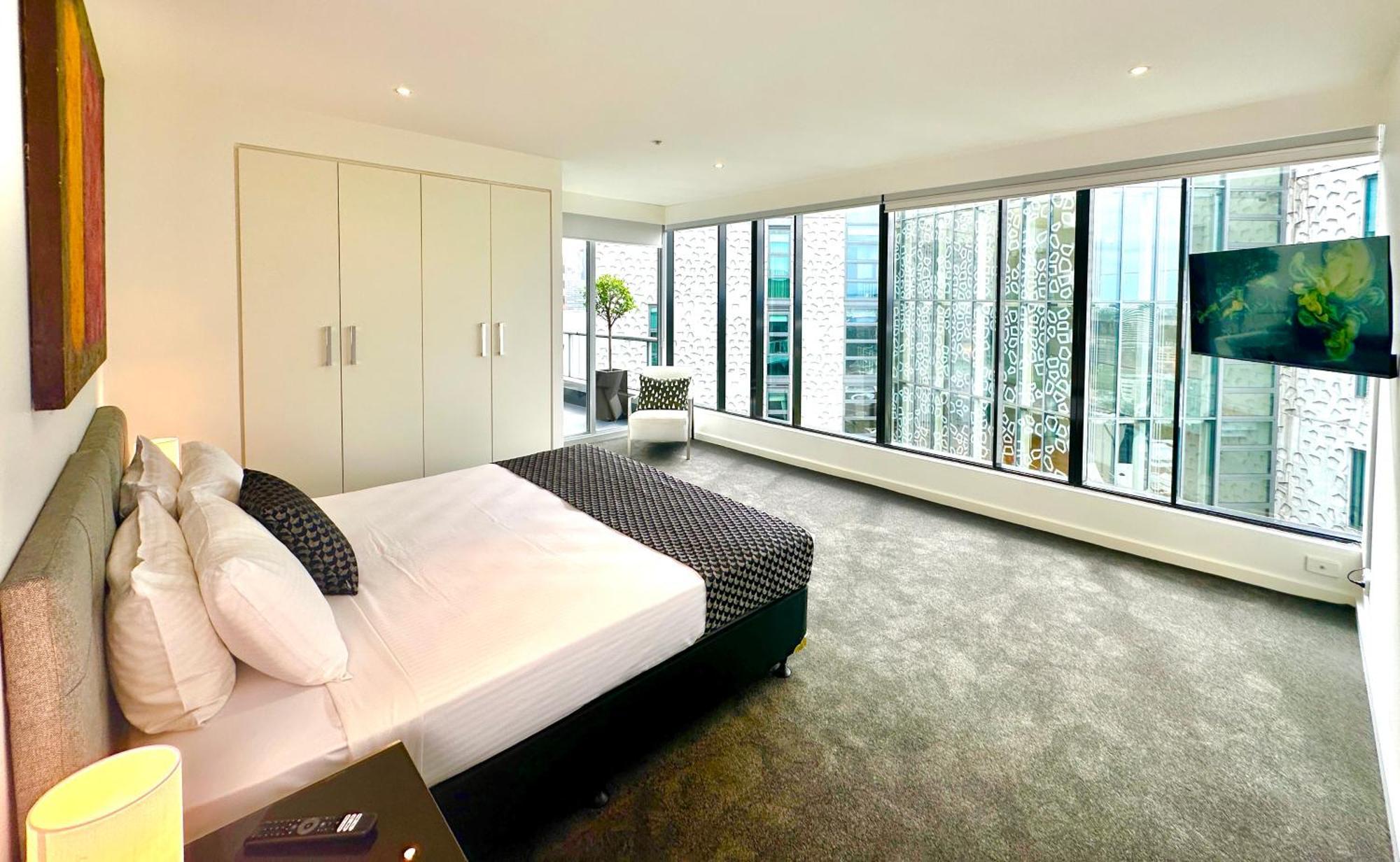 Luxury Duplex-penthouse Near Casino Mcec & Mcg Melbourne