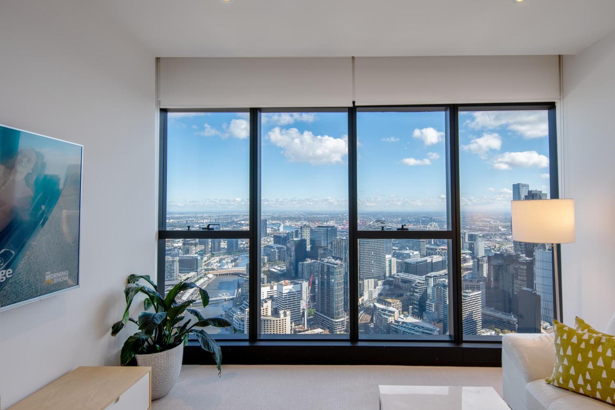 52 Floor Amazing Firework Views *
