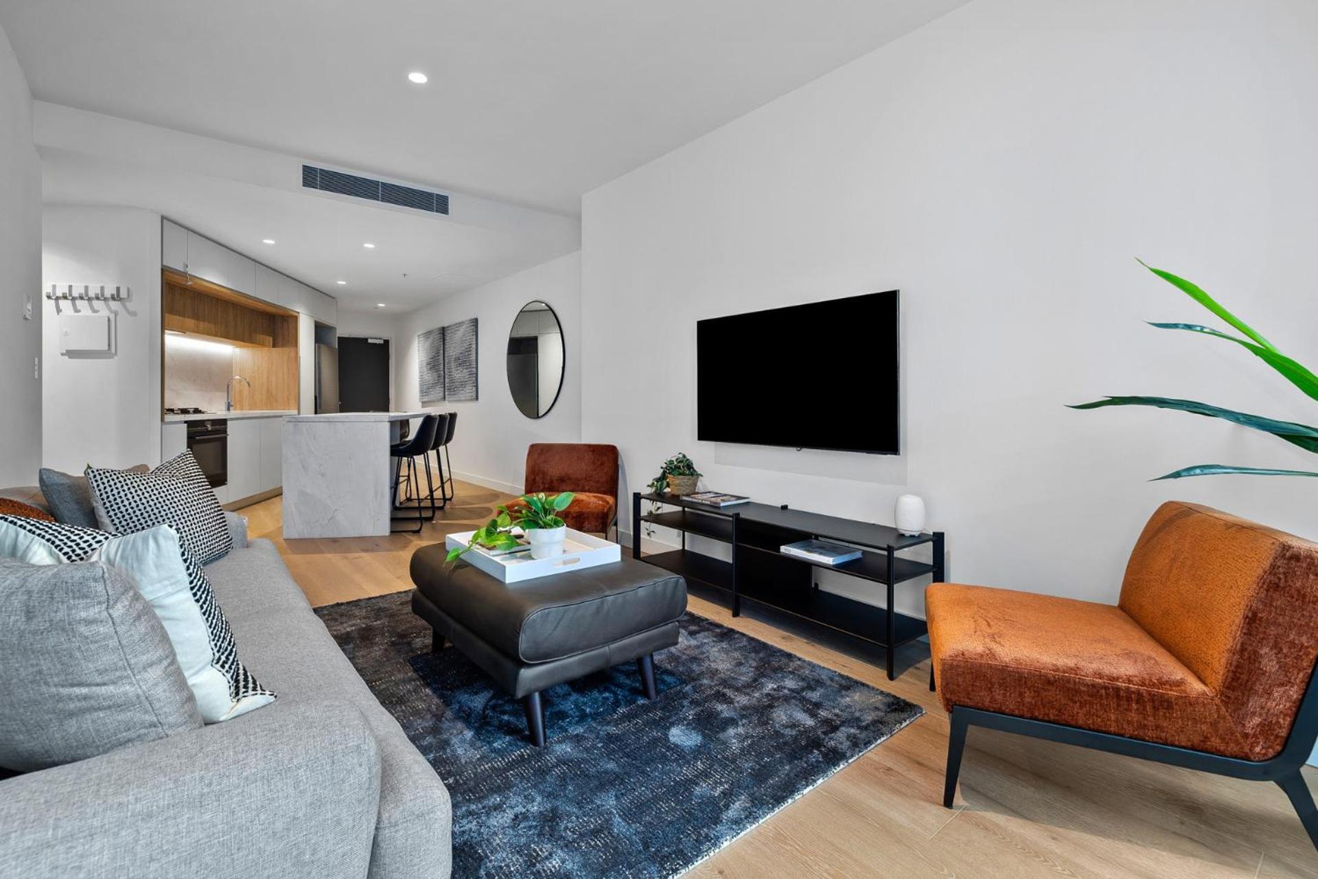 Stunning Westside Cbd 2bd, Heated Pool, Gym, Sauna, Steam Apartment