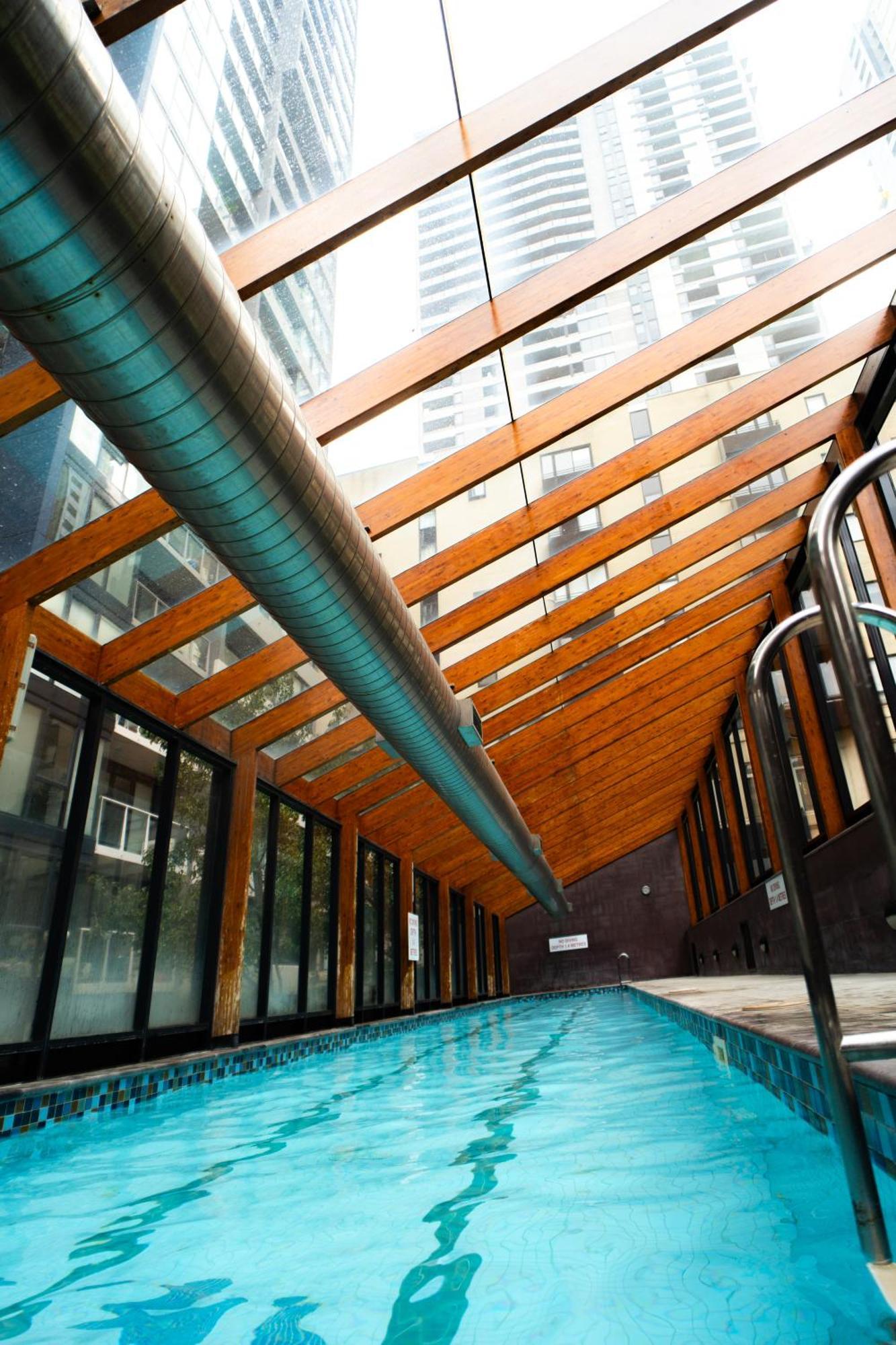Cbd With Terrace Apartment Melbourne