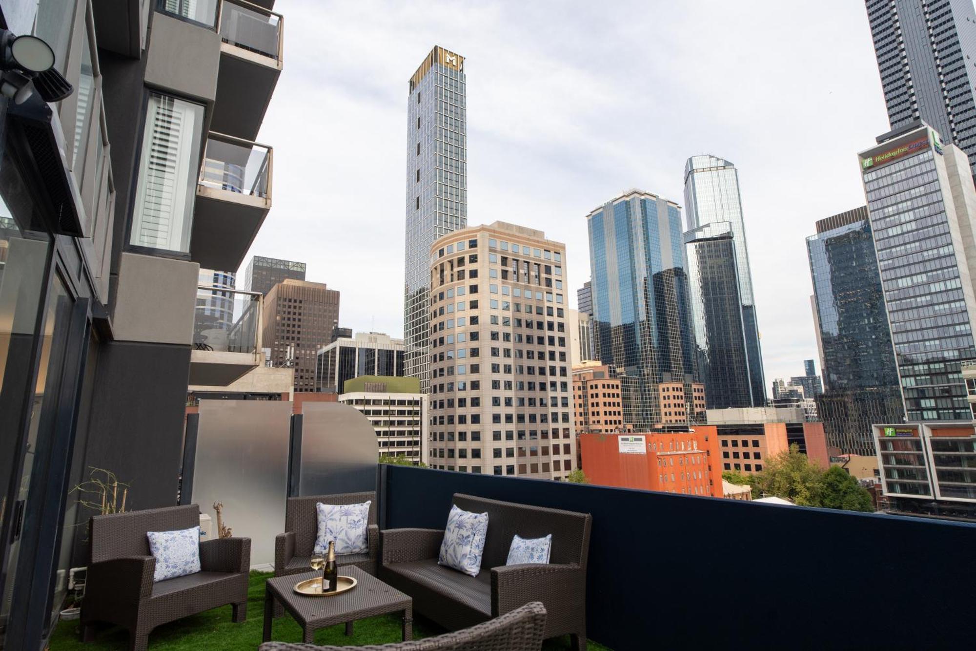 Apartment Cbd With Terrace *