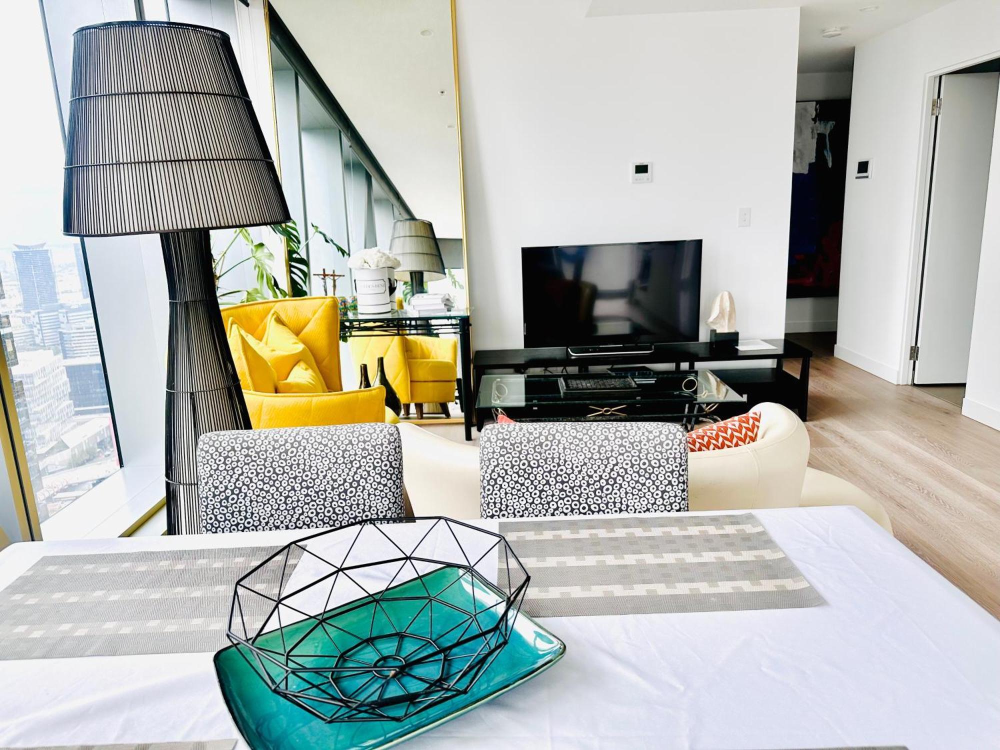 Royal Executive Living Bay N City Luxe Executive Residency Apartment Melbourne