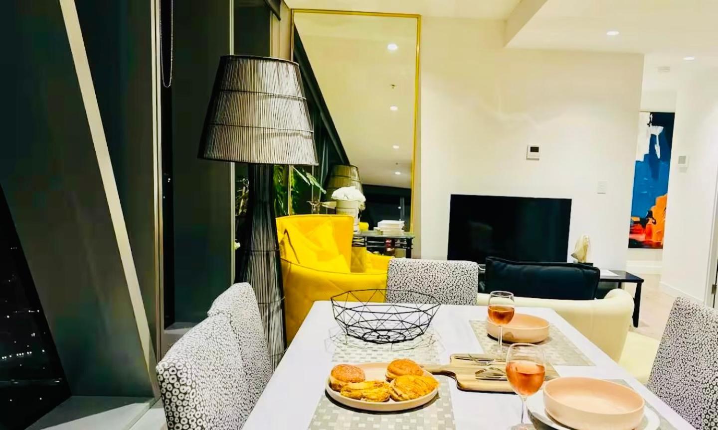 Apartment Royal Executive Living Bay N City Luxe Executive Residency Melbourne