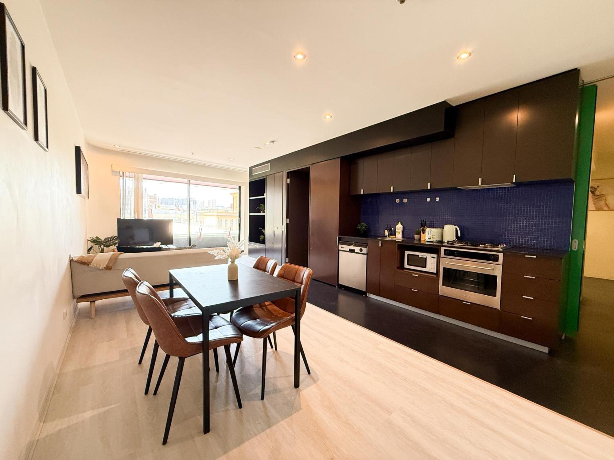 Apartment Qv Spacious 2br Citycentre State Library Melbourne