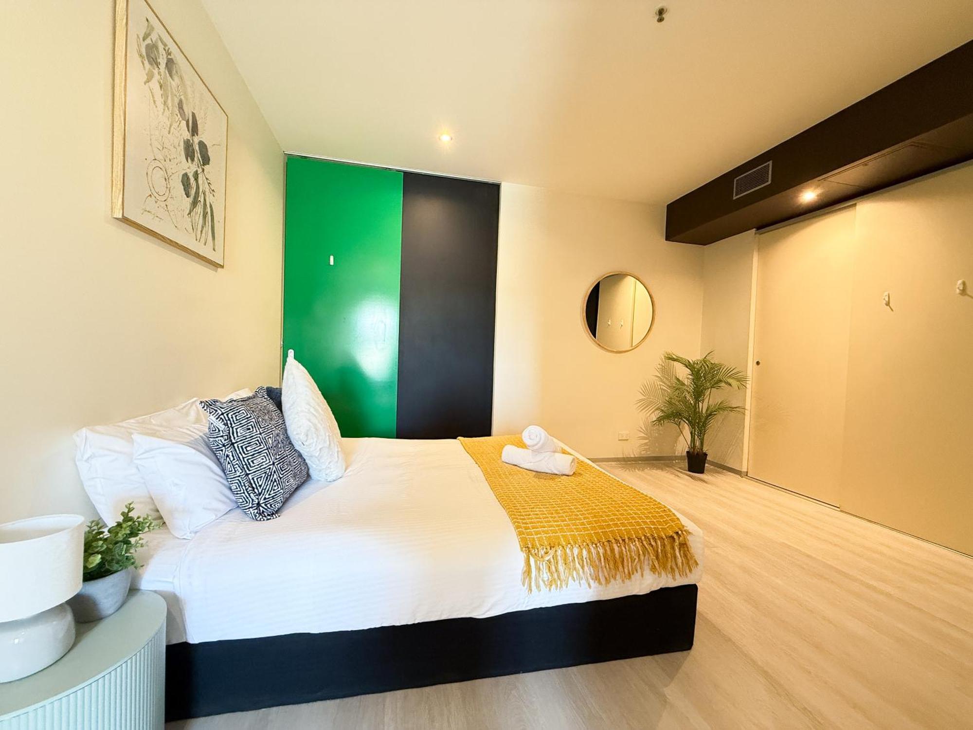 Qv Spacious 2br Citycentre State Library Apartment Melbourne