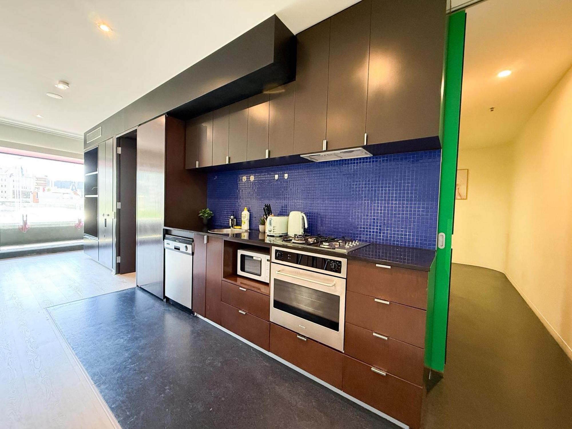 Qv Spacious 2br Citycentre State Library Melbourne