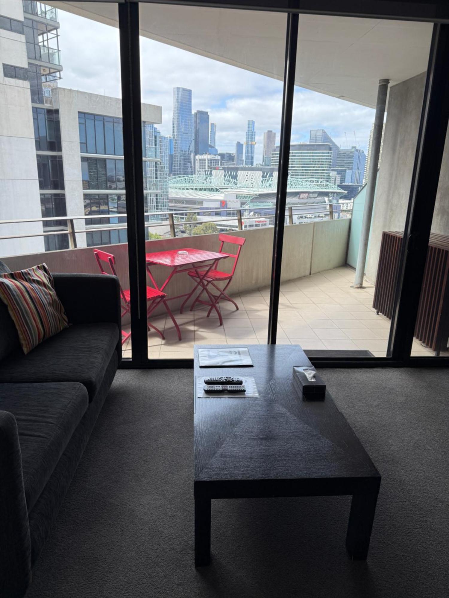 Aparthotel Akom At Docklands Melbourne