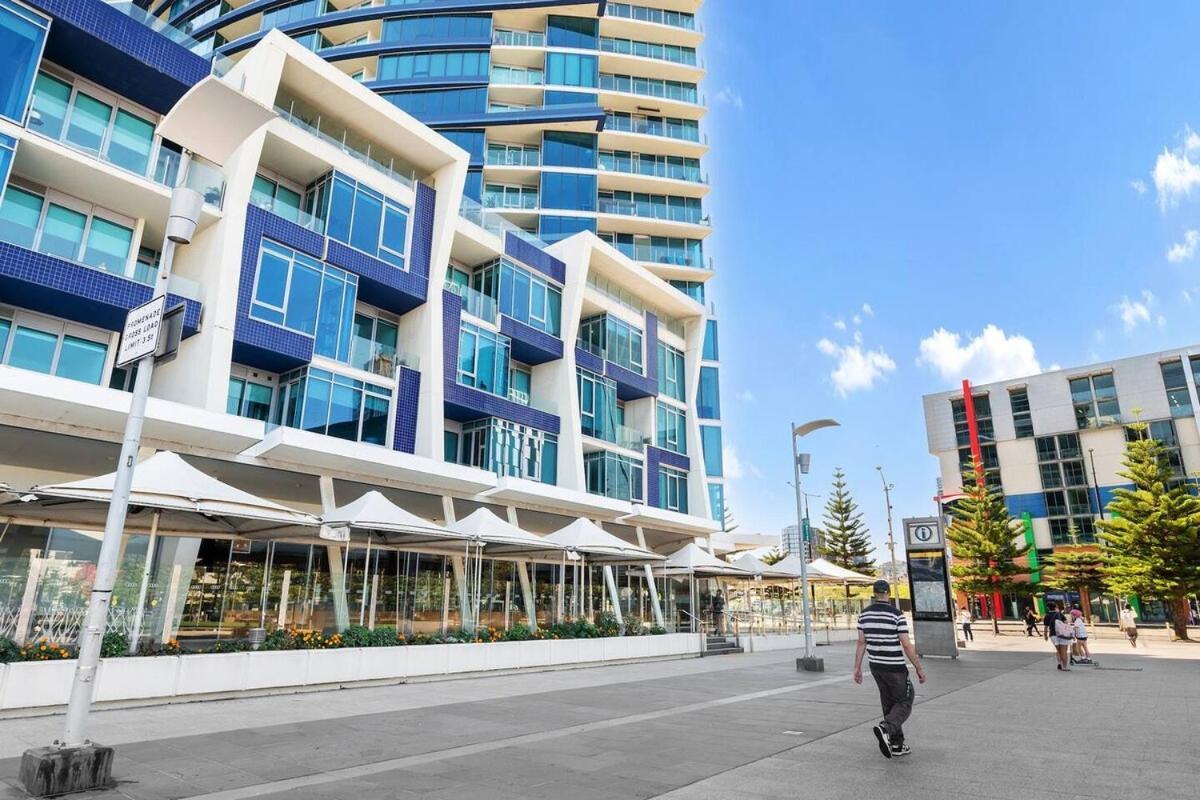Harbourfront Urban Oasis Melbourne