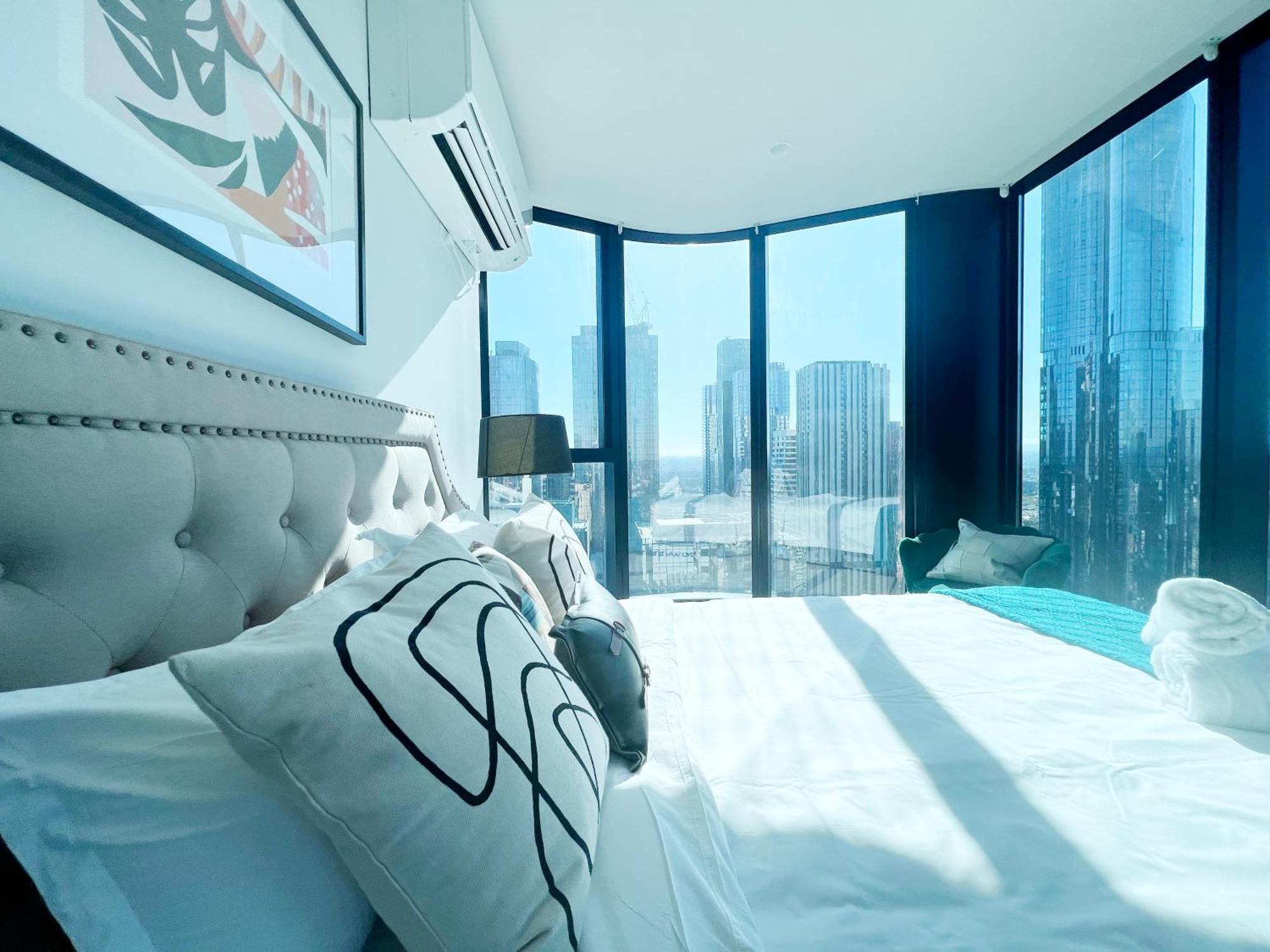 Beautiful 4b3b Cbd Free Wifi Apartment *