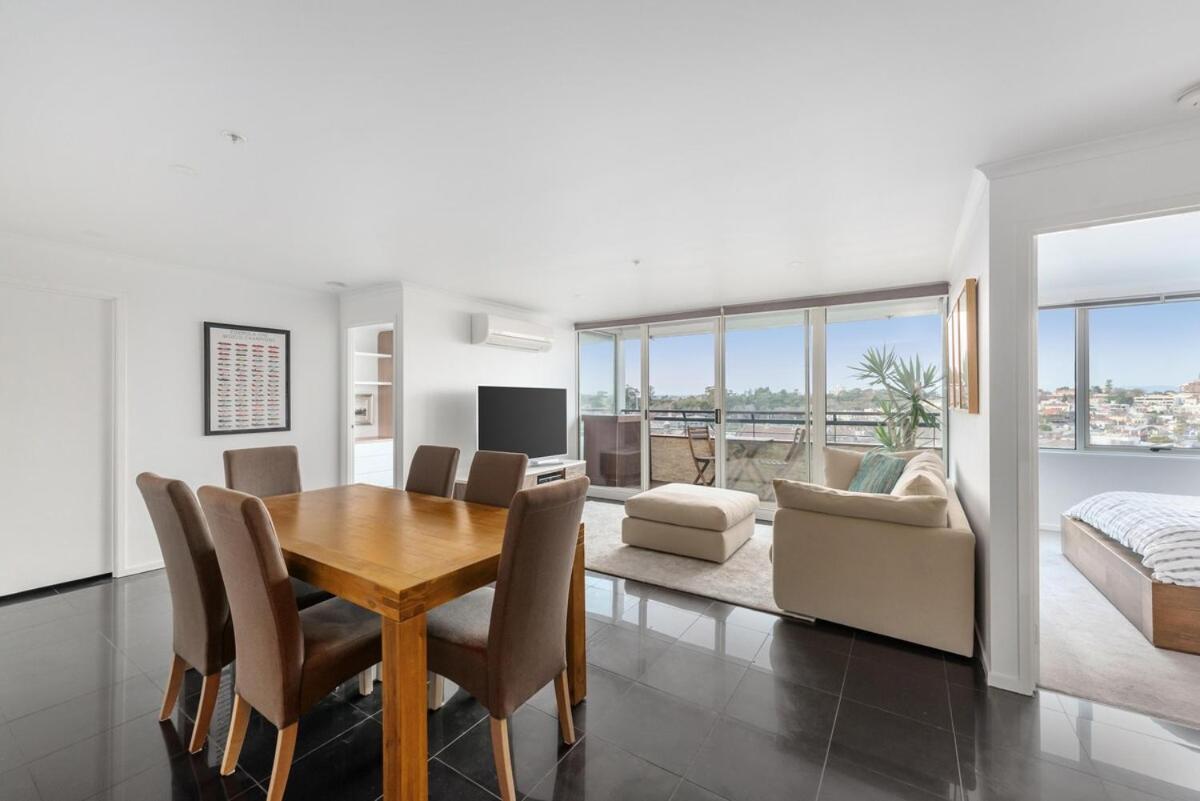 2 Bedroom Great View, Free Parking, Tennis Court & Pool