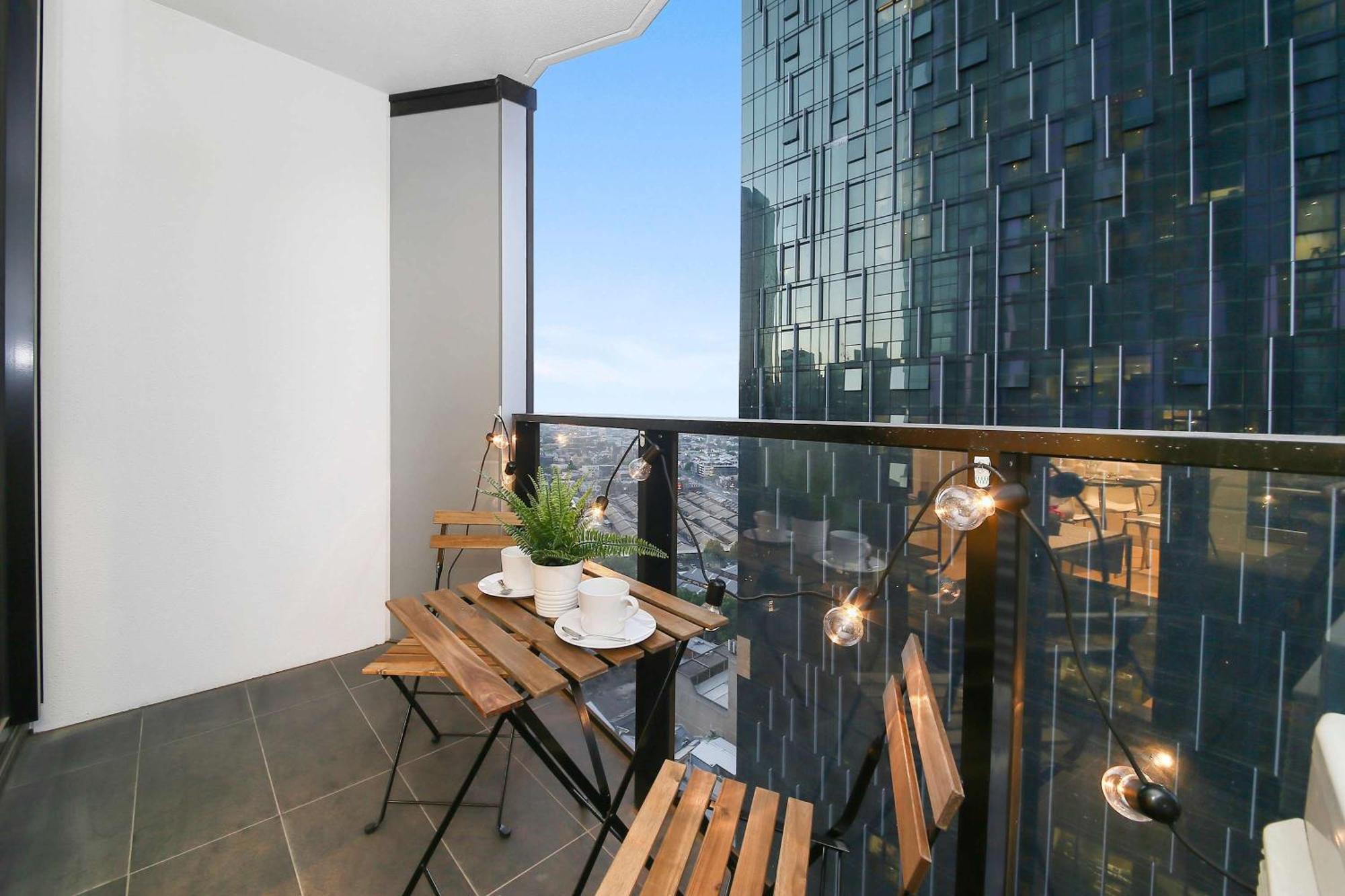 Trendy 2-bedroom In Cbd Apartment